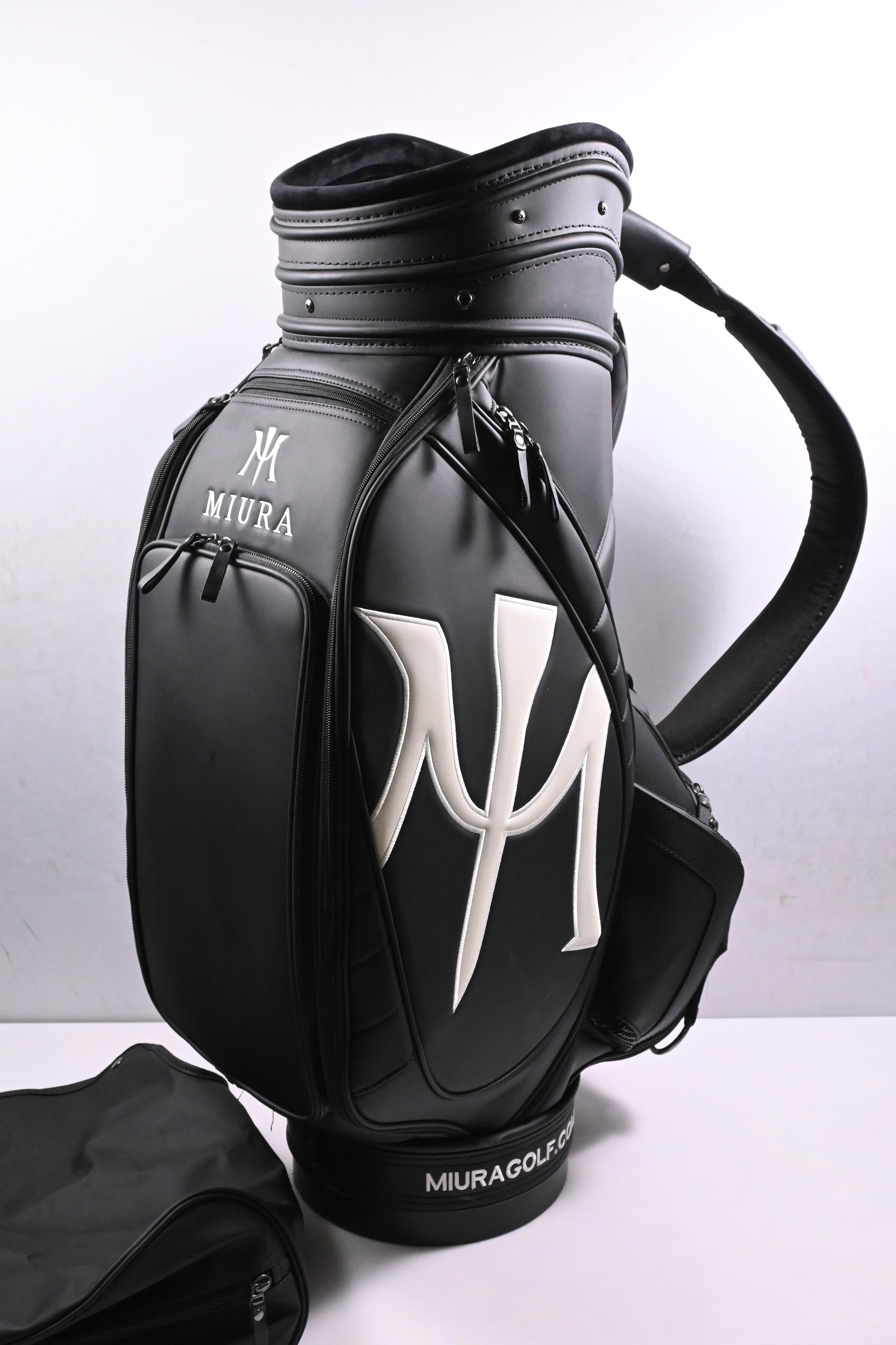 Miura Tour Bag / 6-Way Divider / Black