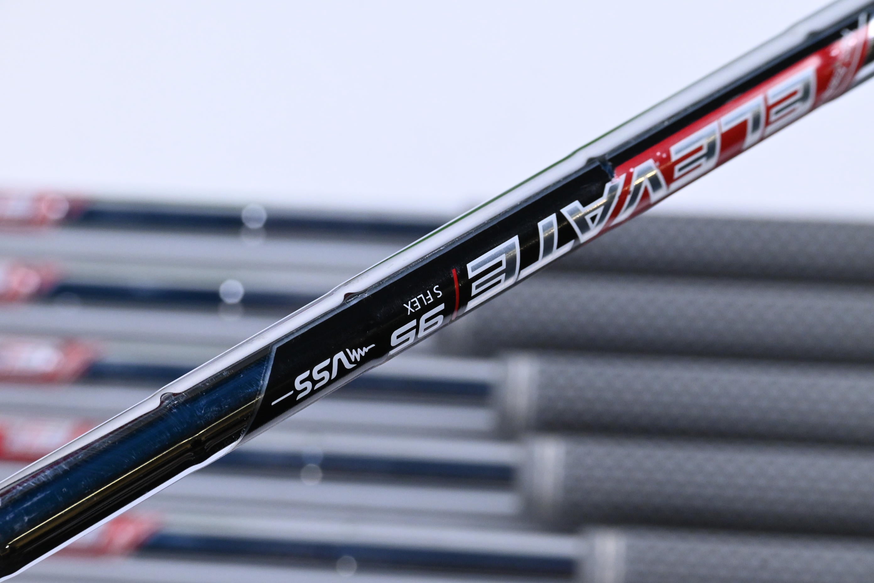 Tour Edge EXS 220H Irons / 4-PW+GW / Stiff Flex Elevate 95 Shafts
