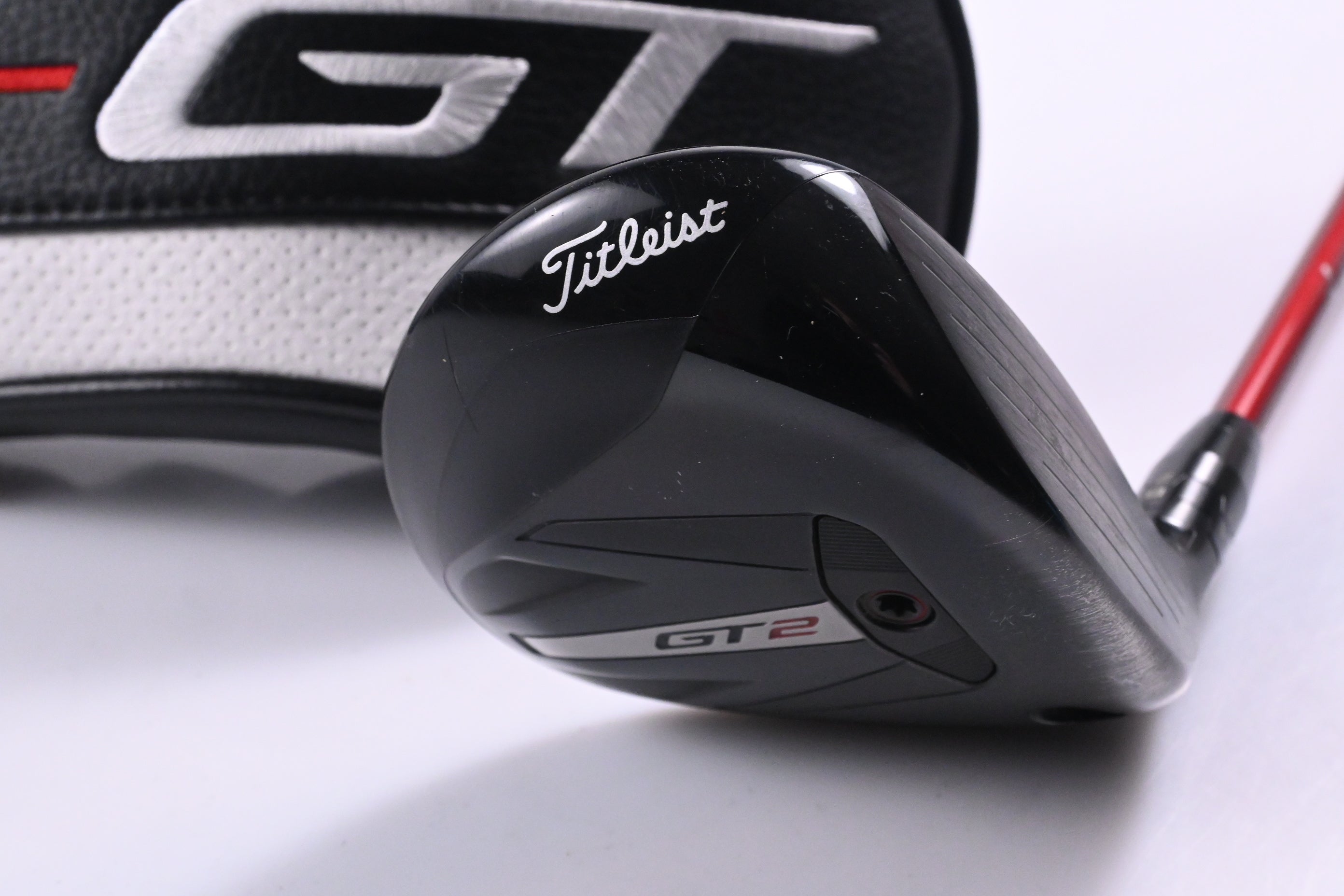 Titleist GT2 #5 Wood / 18 Degree / Regular Flex Project X Denali Red 50 Shaft