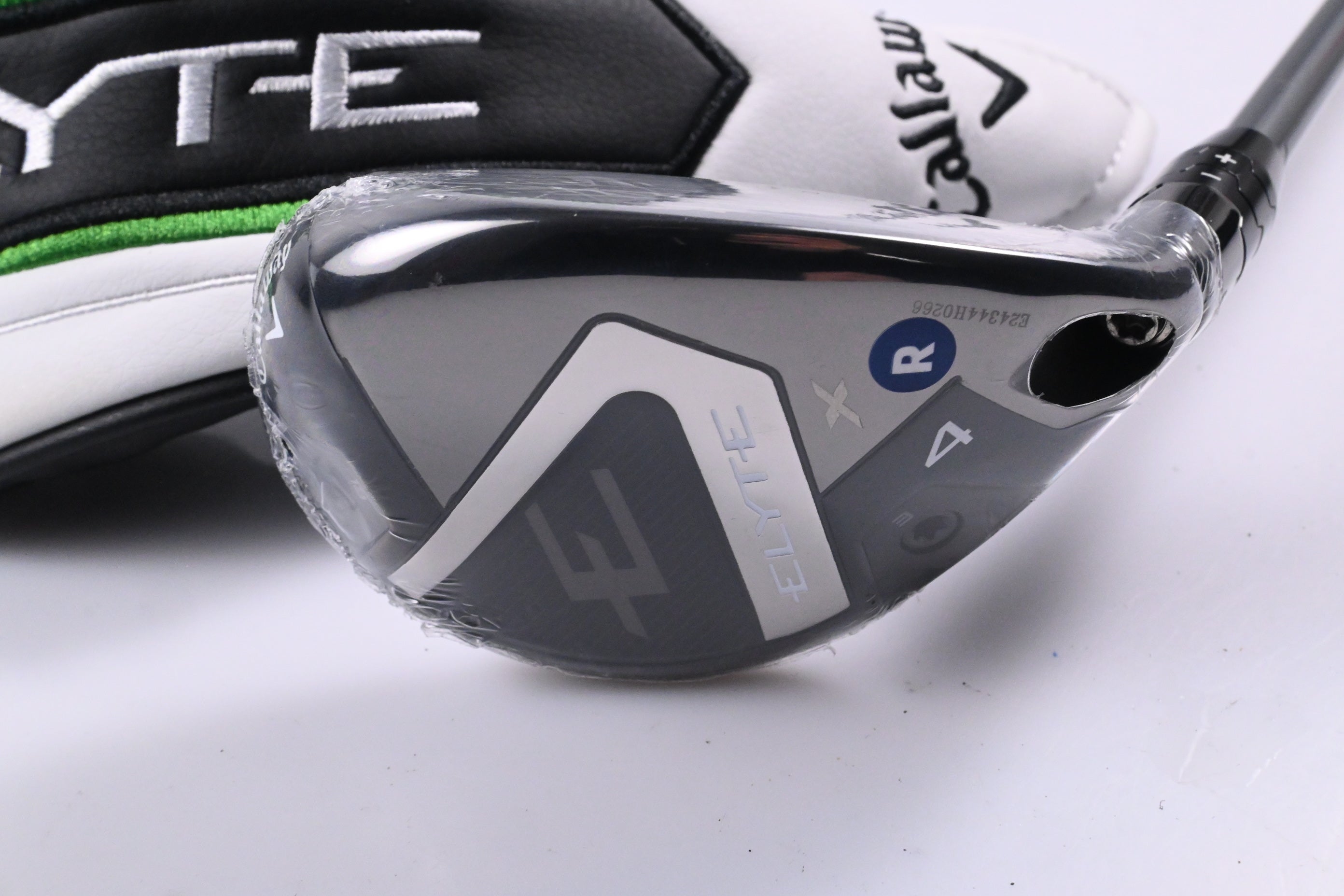 Callaway Elyte X #4 Hybrid / 21 Degree / Regular Flex Denali Charcoal 60 Shaft