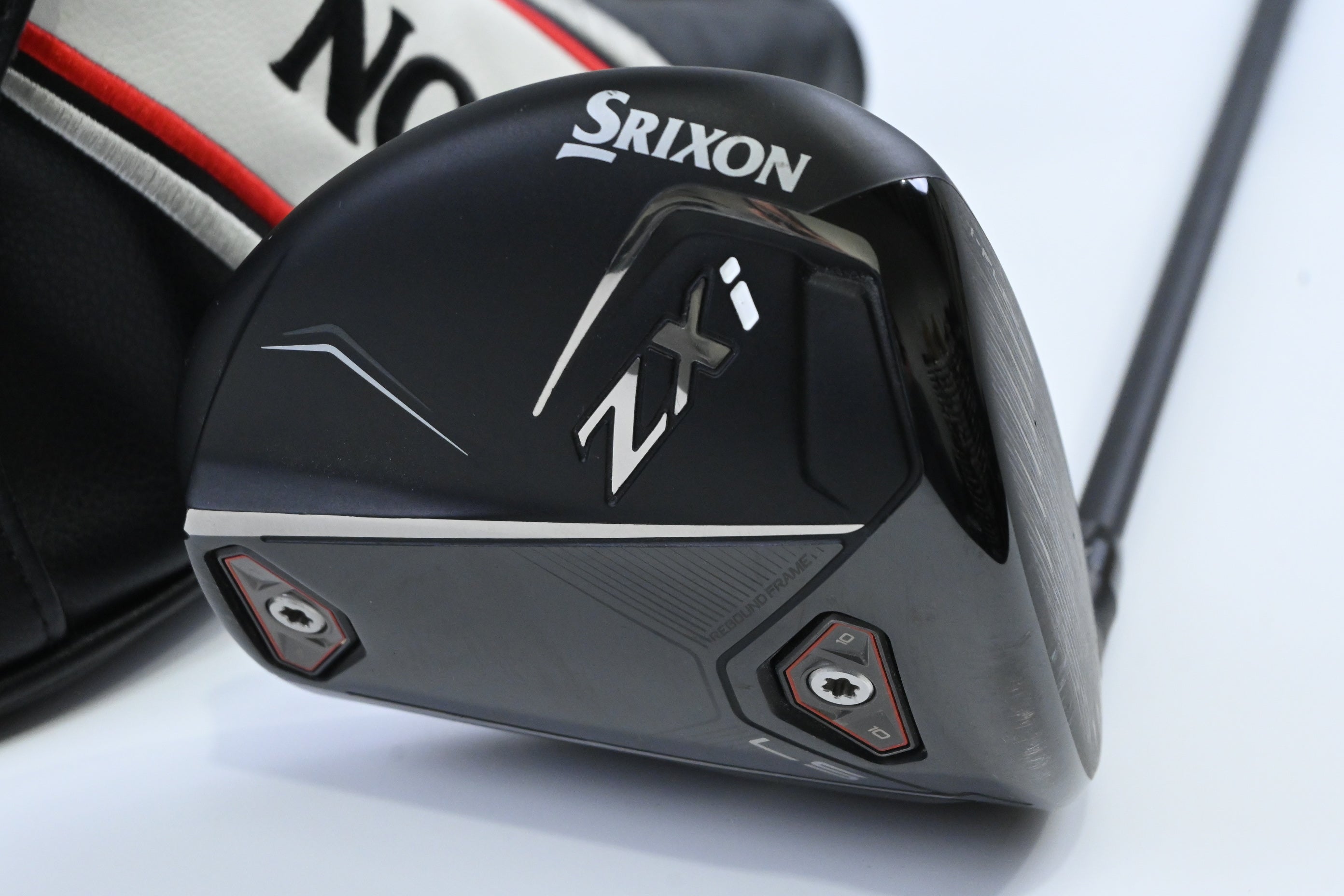 Srixon ZXi LS Driver / 9 Degree / X-Flex HZRDUS Gen5 Black 70 Shaft