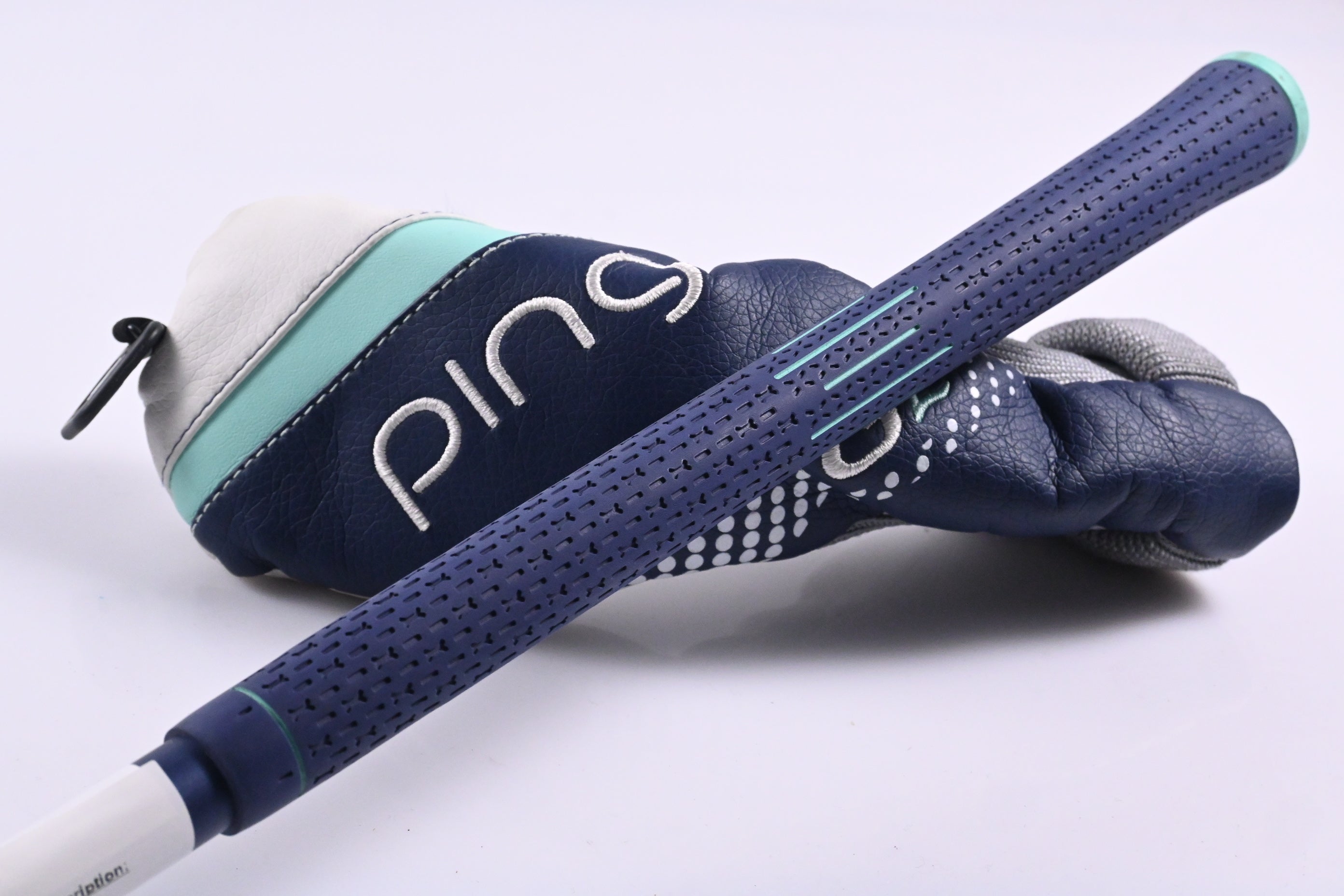 Ladies Ping G Le #4 Hybrid / 22 Degree / Ladies Flex Ping ULT230 Shaft