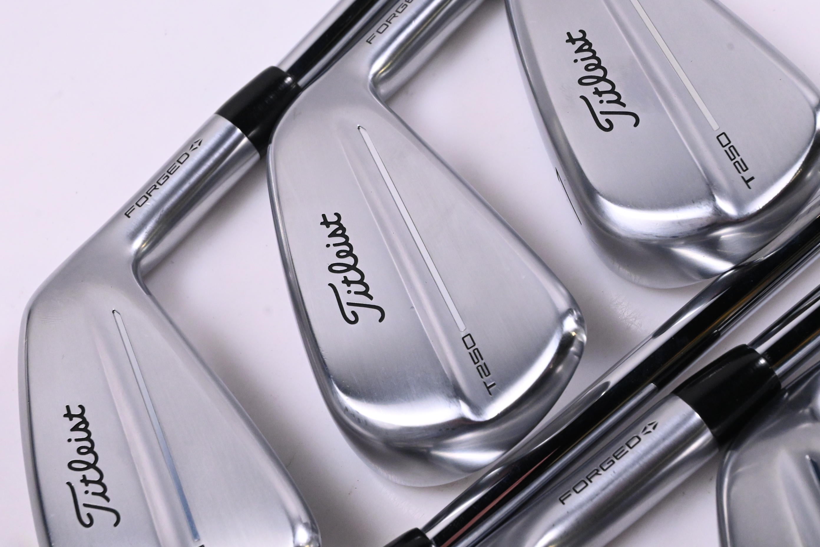 Titleist T250 2025 Irons / 5-PW+48° / Regular Flex AMT Black Shafts