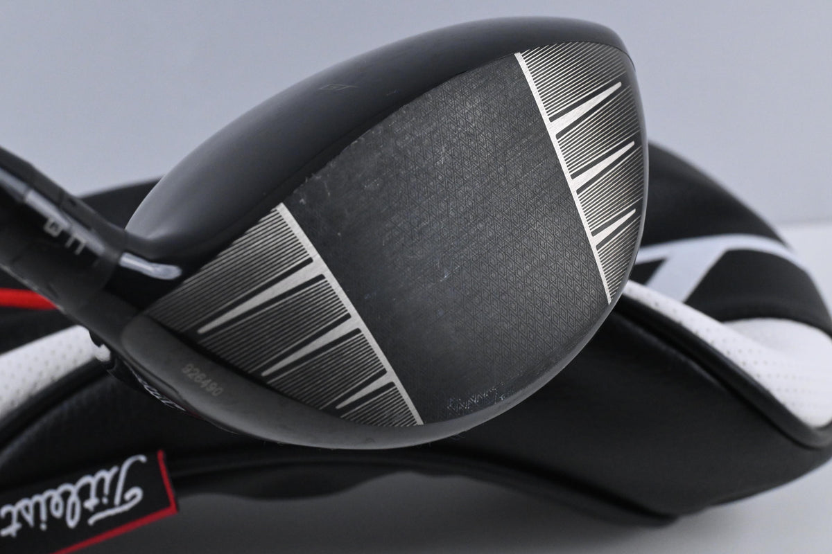 Left Hand Titleist GT2 Driver / 8 Degree / Stiff Flex Tensei 1K Blue 55 Shaft
