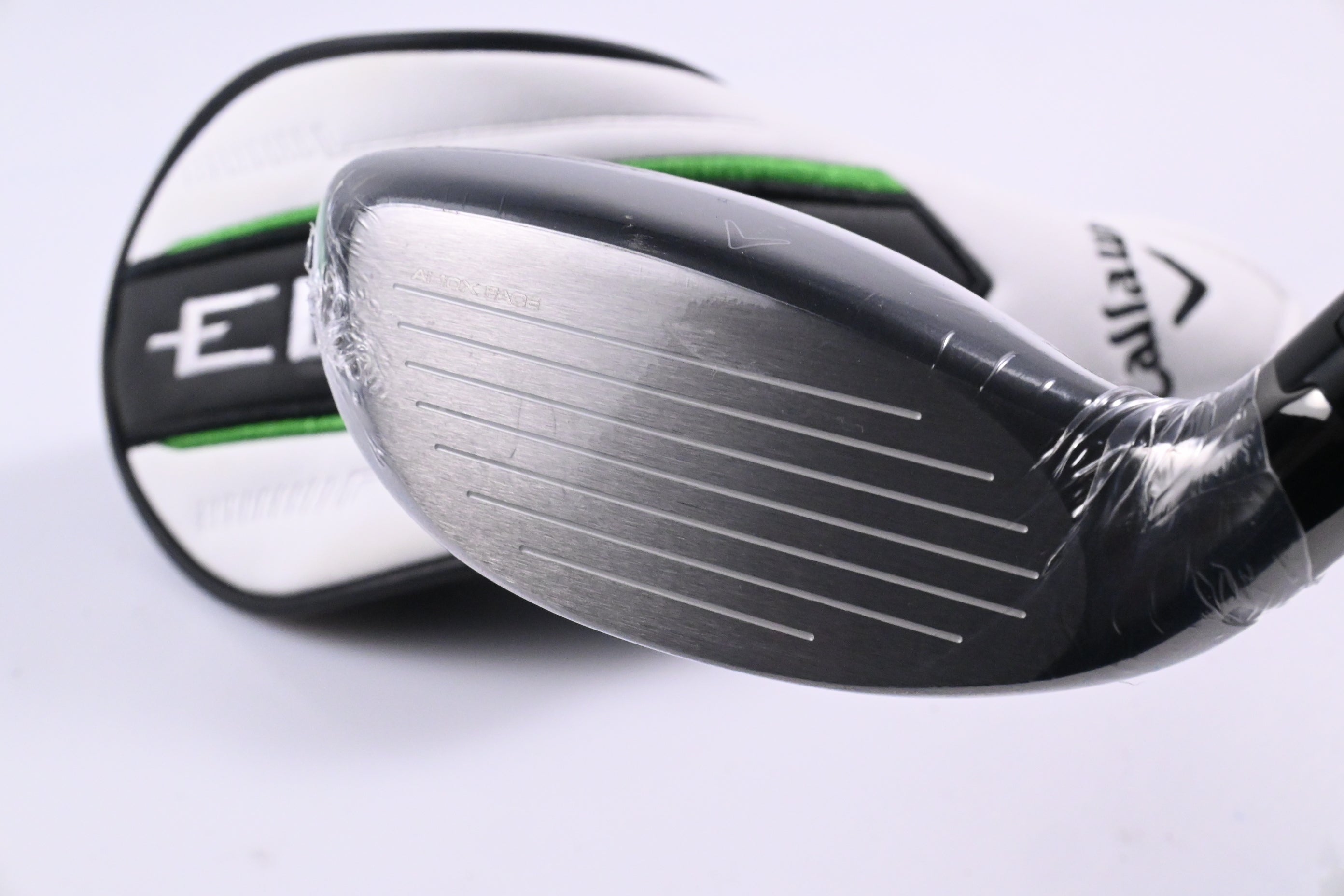 Callaway Elyte X #4 Hybrid / 21 Degree / Regular Flex Denali Charcoal 60 Shaft