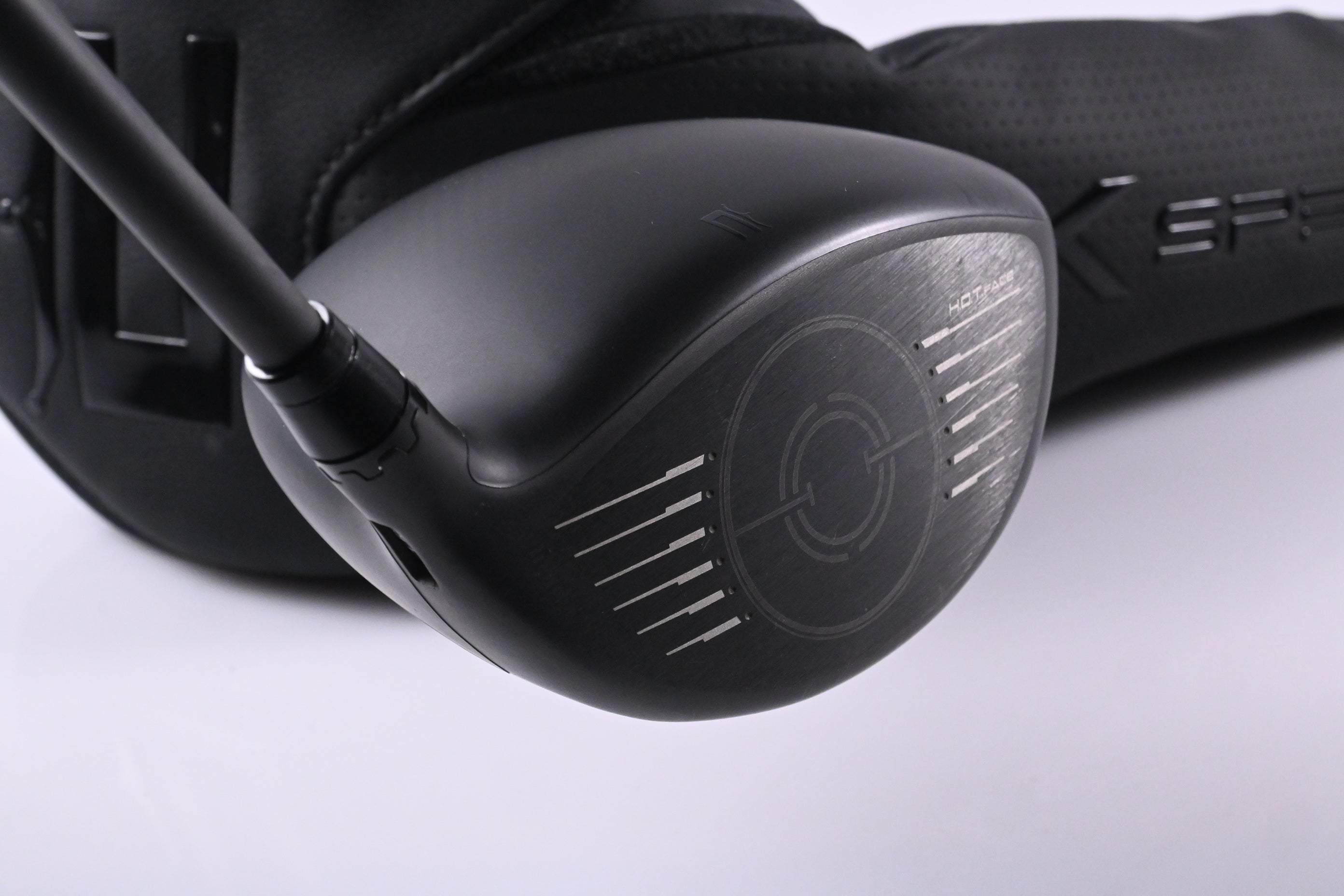 Left Hand Cobra Darkspeed LS Driver / 9 Degree / Regular Flex Aldila Rip'D NV 65