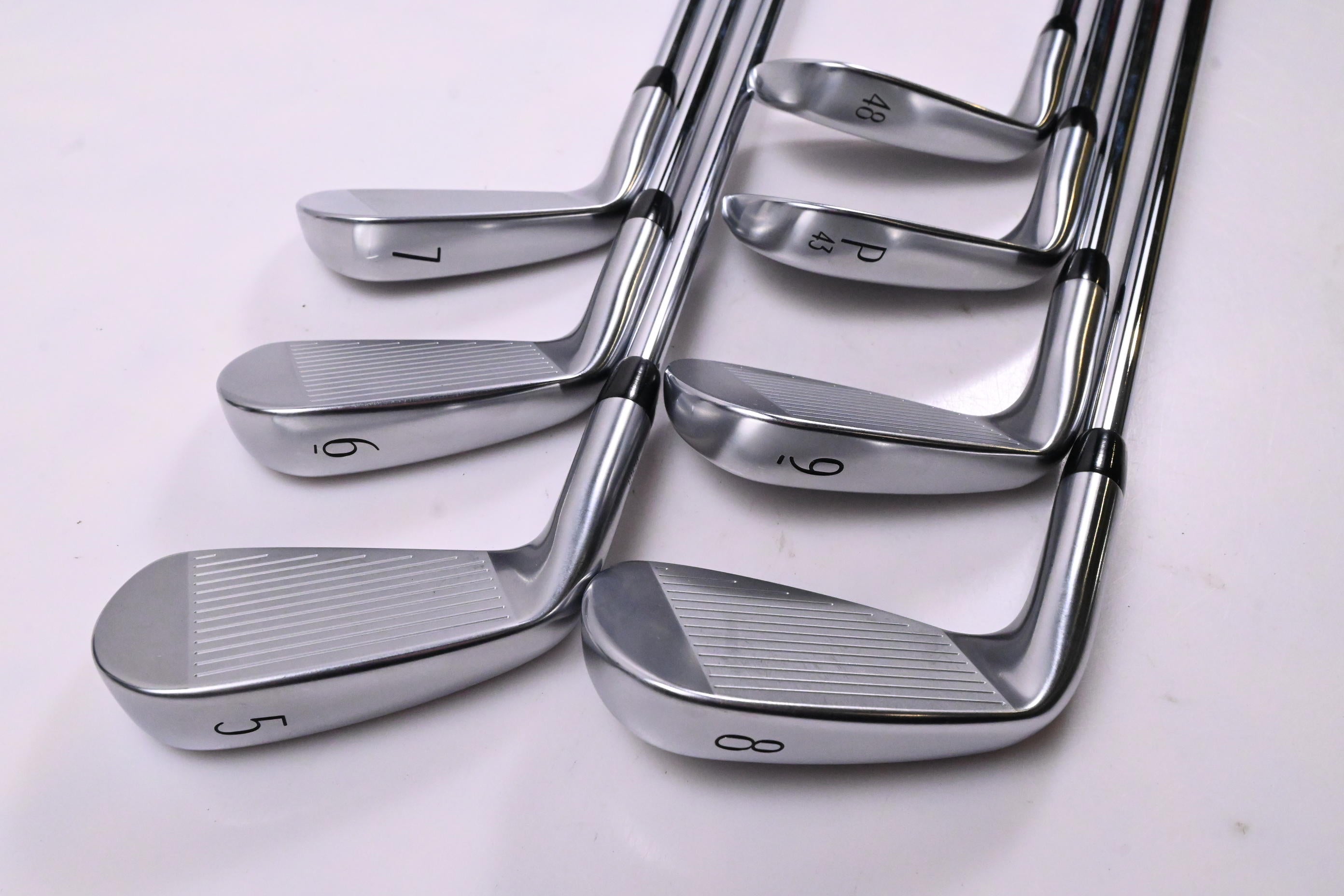 Titleist T250 2025 Irons / 5-PW+48° / Regular Flex AMT Black Shafts
