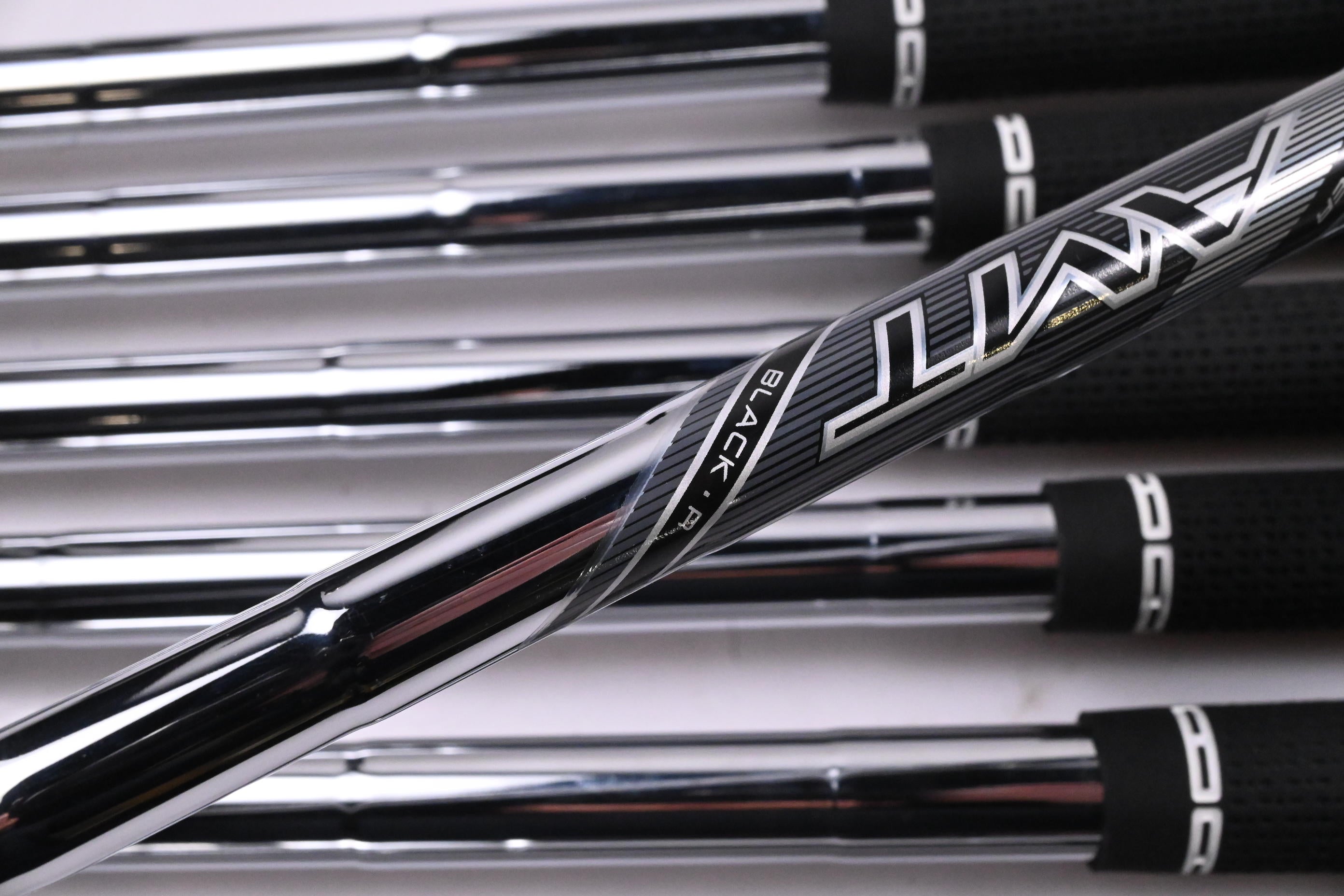 Titleist T250 2025 Irons / 5-PW+48° / Regular Flex AMT Black Shafts