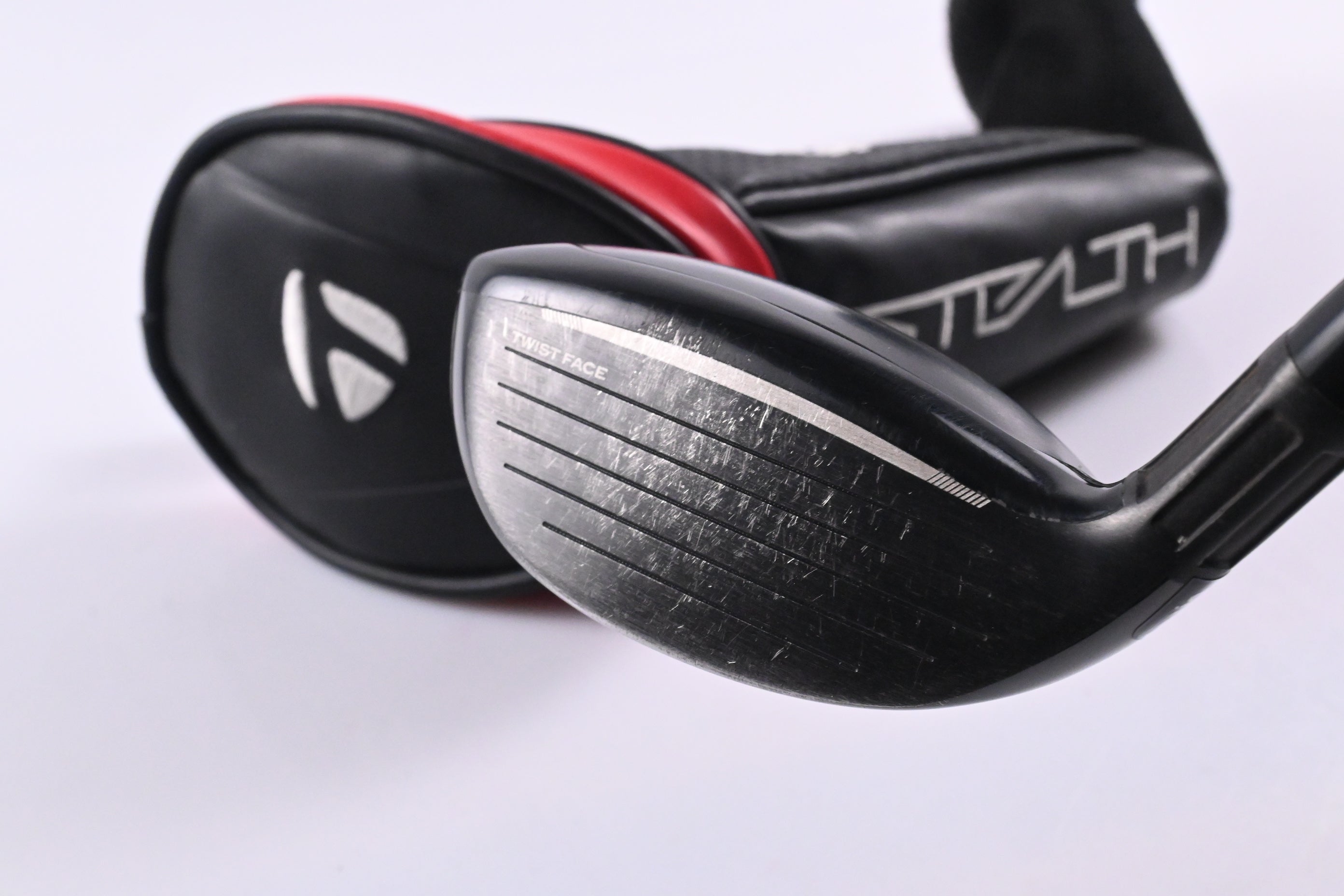 Taylormade Stealth #5 Hybrid / 25 Degree / Regular Flex Ventus Red 6 Shaft