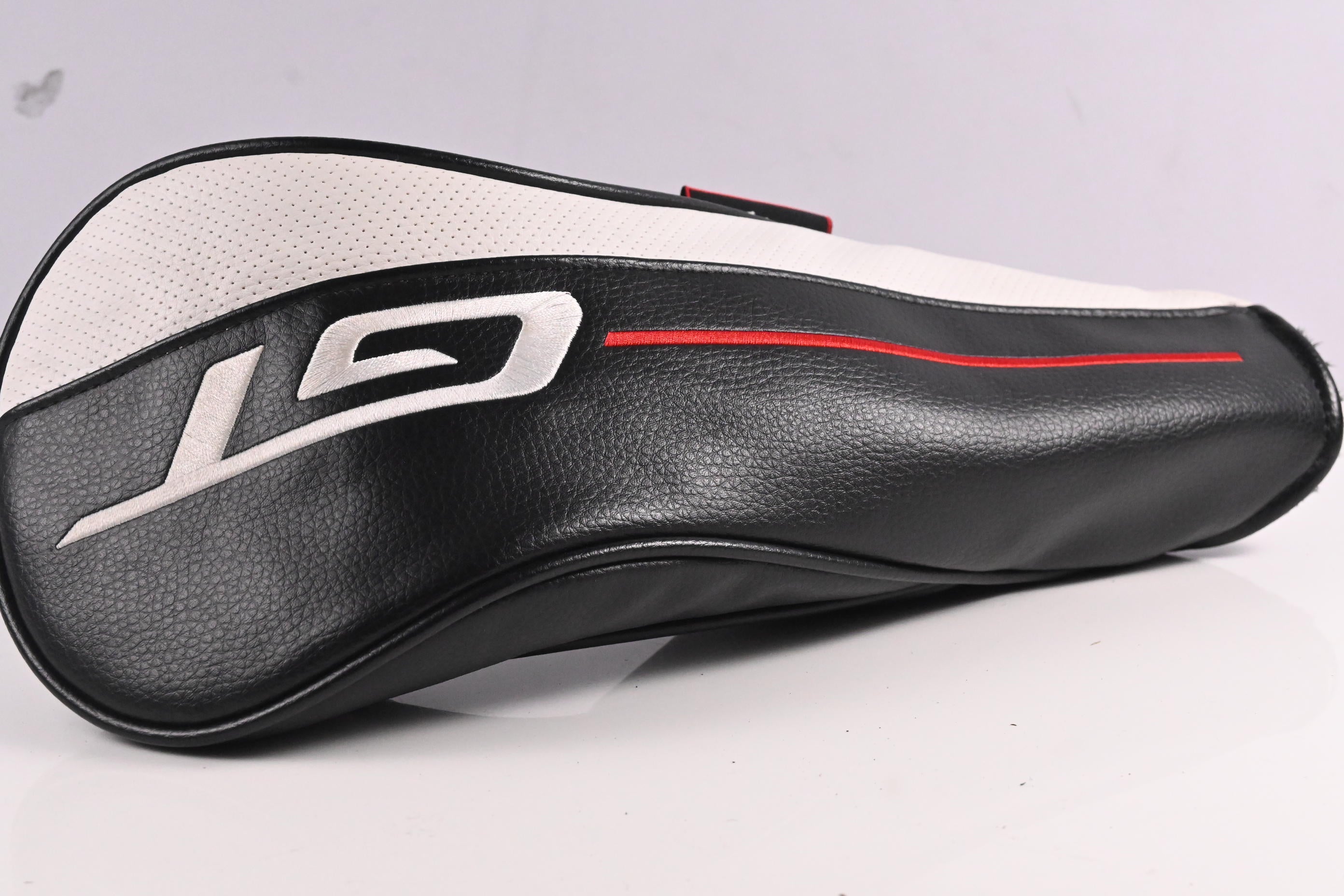 Titleist GT2 Driver / 9 Degree / X-Flex Tensei AV Blue 55 Shaft w/ SFW