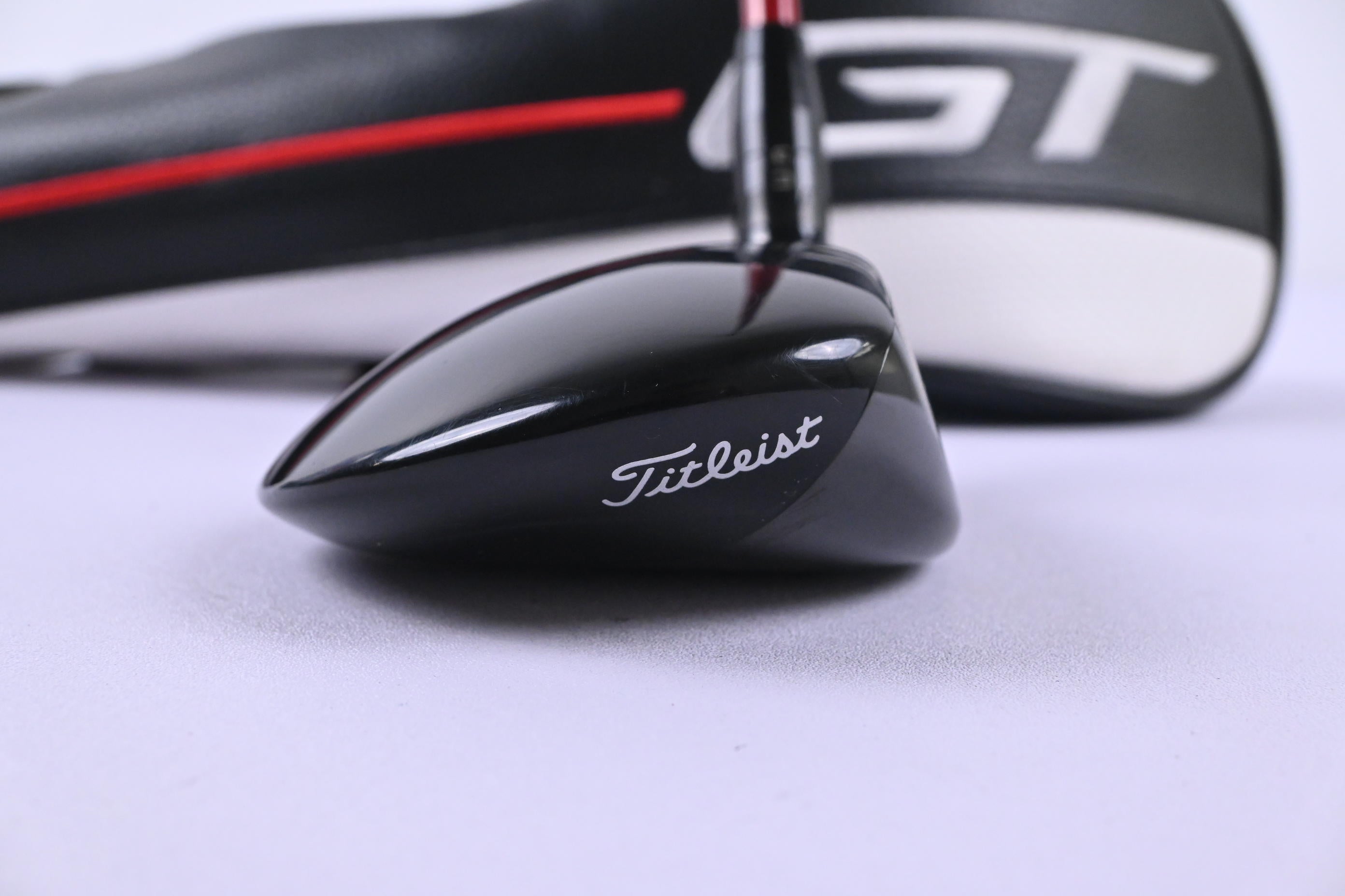 Titleist GT2 #5 Wood / 18 Degree / Stiff Flex Project X Denali Red 60 Shaft
