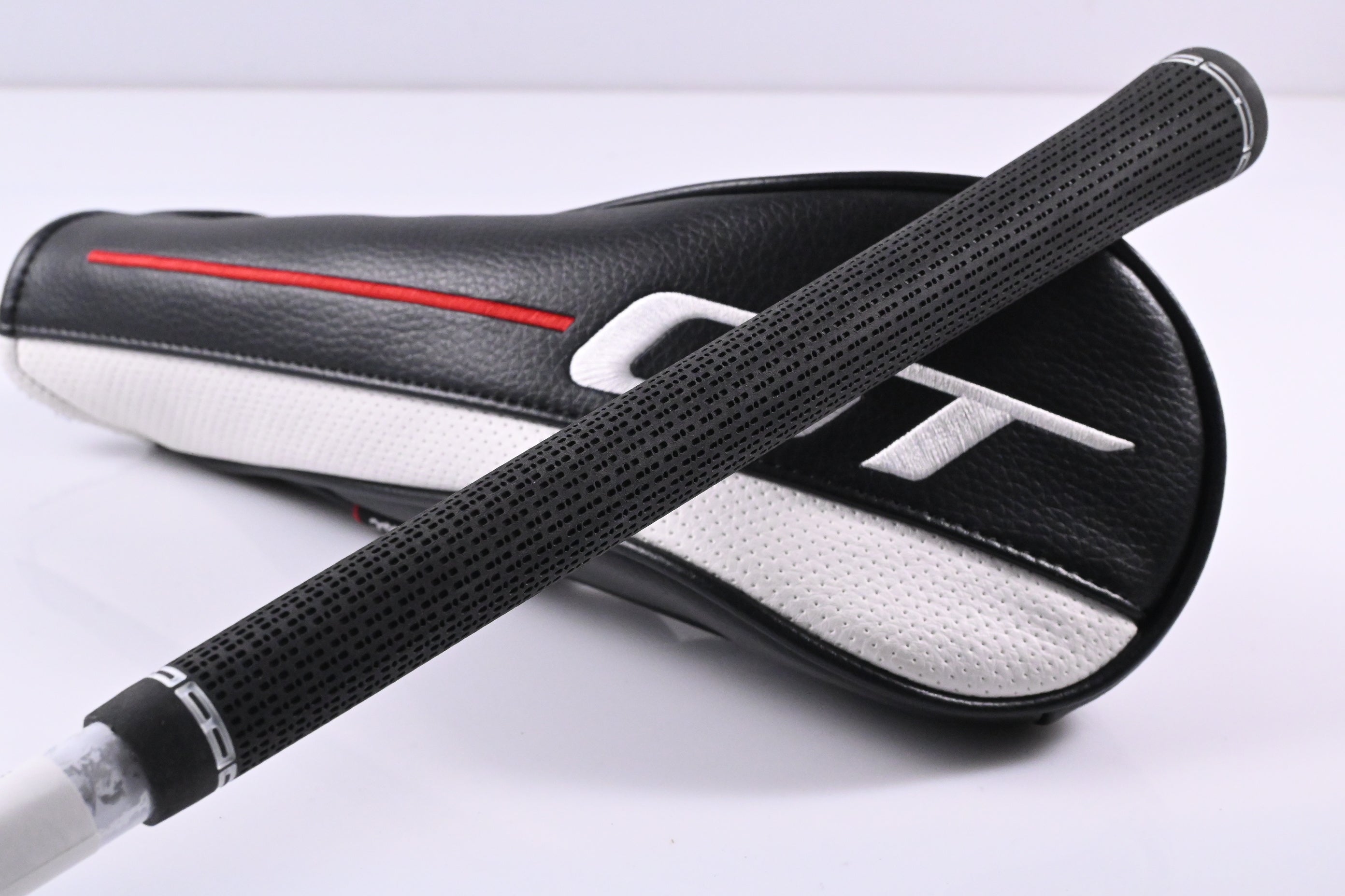 Titleist GT2 #3 Wood / 16.5 Degree / Regular Flex Denali Red 60 Shaft