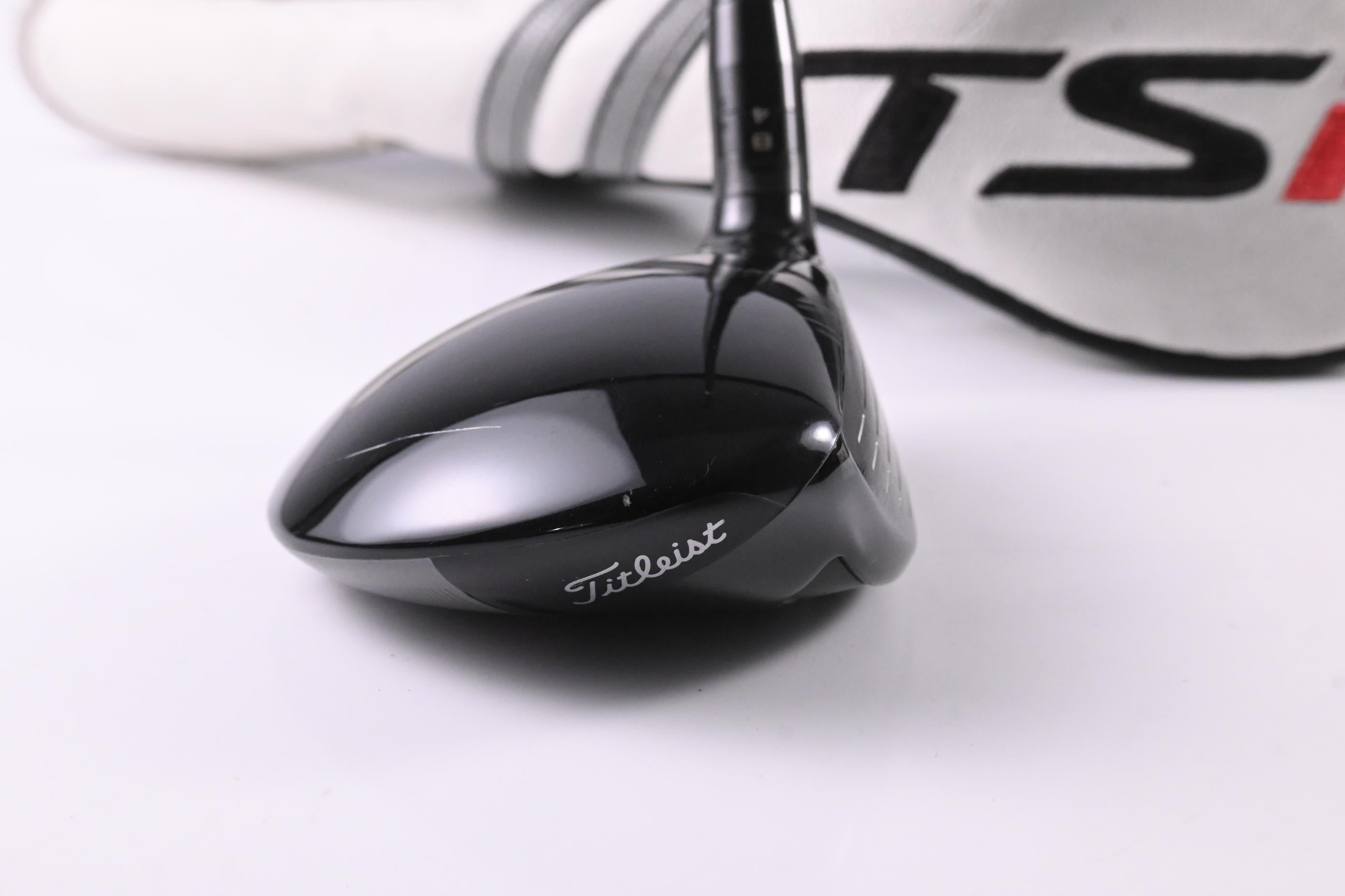 Titleist TSi2 #3 Wood / 16.5 Degree / Regular Flex HZRDUS RDX Smoke Black 70