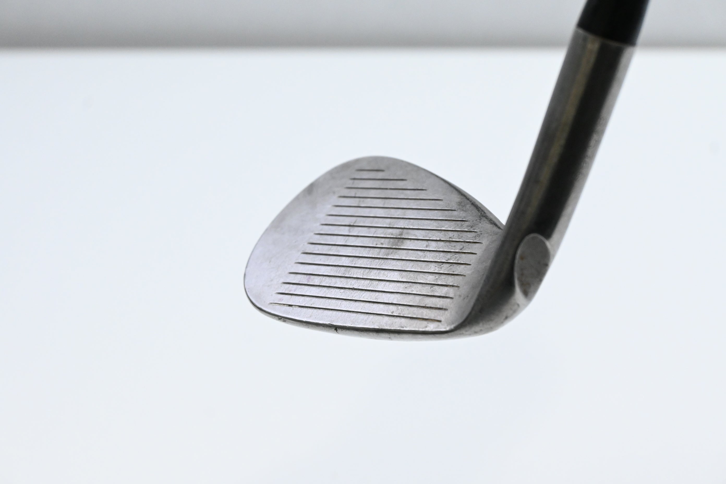 Ping Tour Gorge Sand Wedge / 54 Degree / Green Dot / Stiff Flex KBS Tour