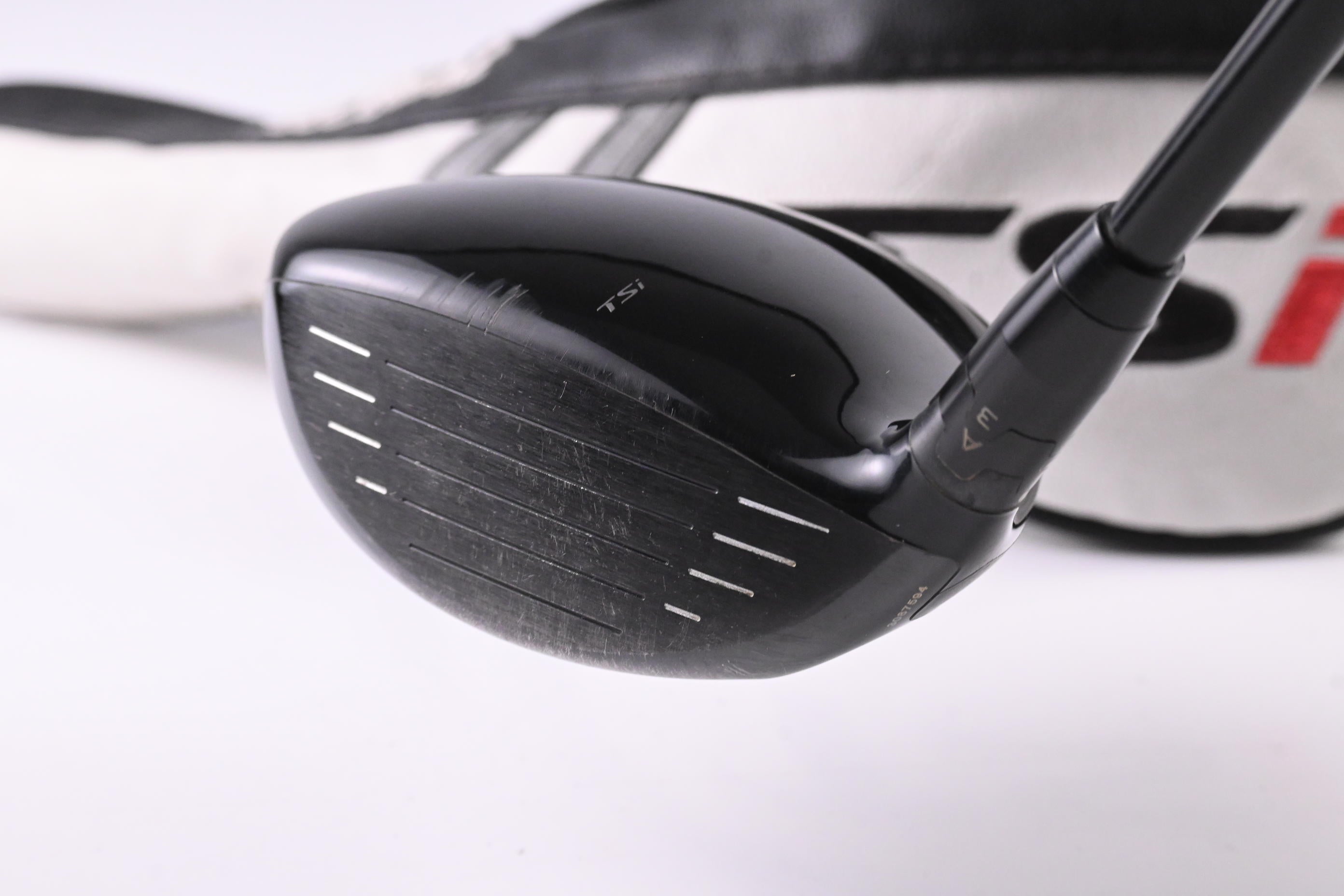 Titleist TSi2 #3 Wood / 16.5 Degree / Regular Flex HZRDUS RDX Smoke Black 70