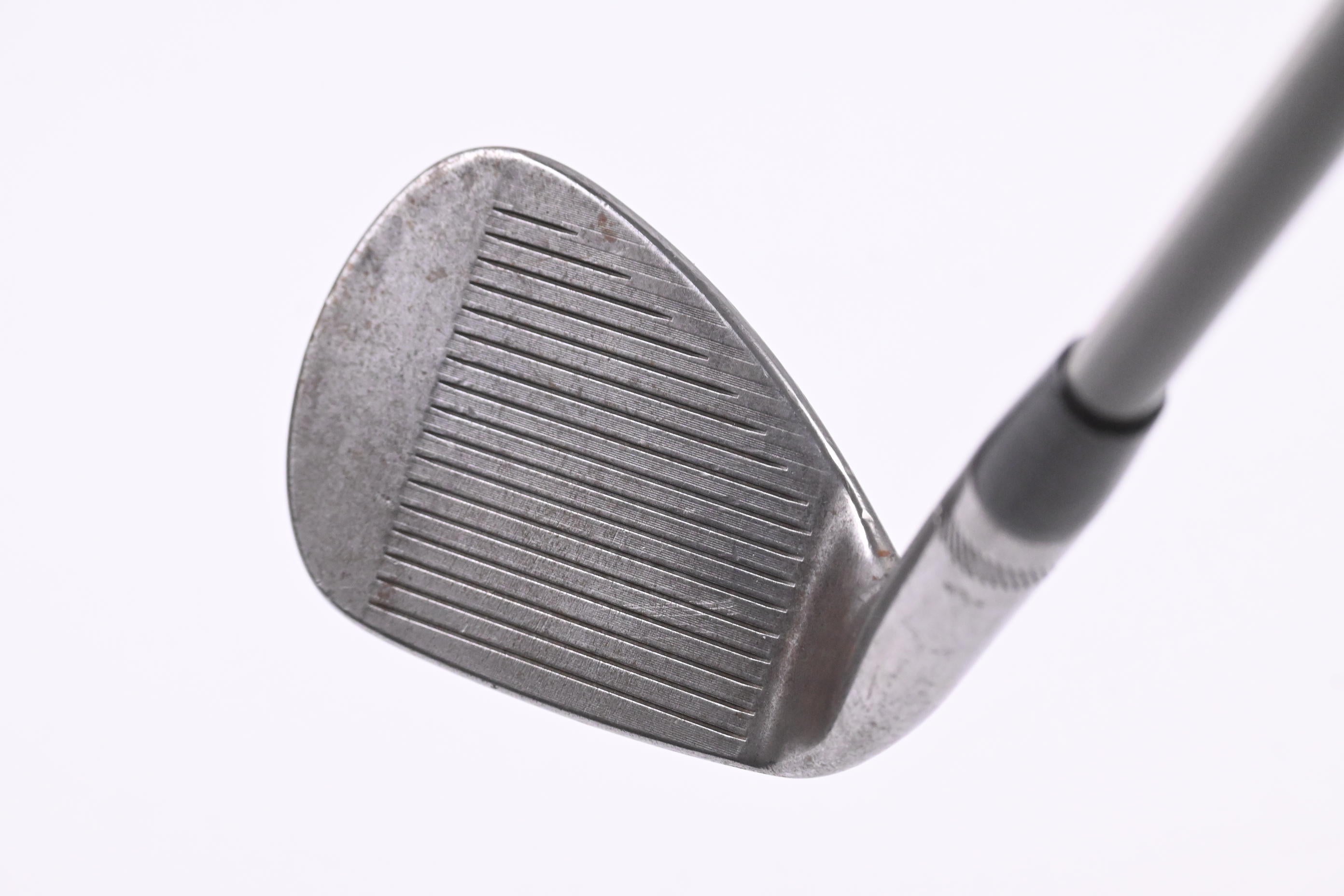 Titleist Vokey SM10 Sand Wedge / 54 Degree / Stiff Flex Steelfiber i95 cw Shaft