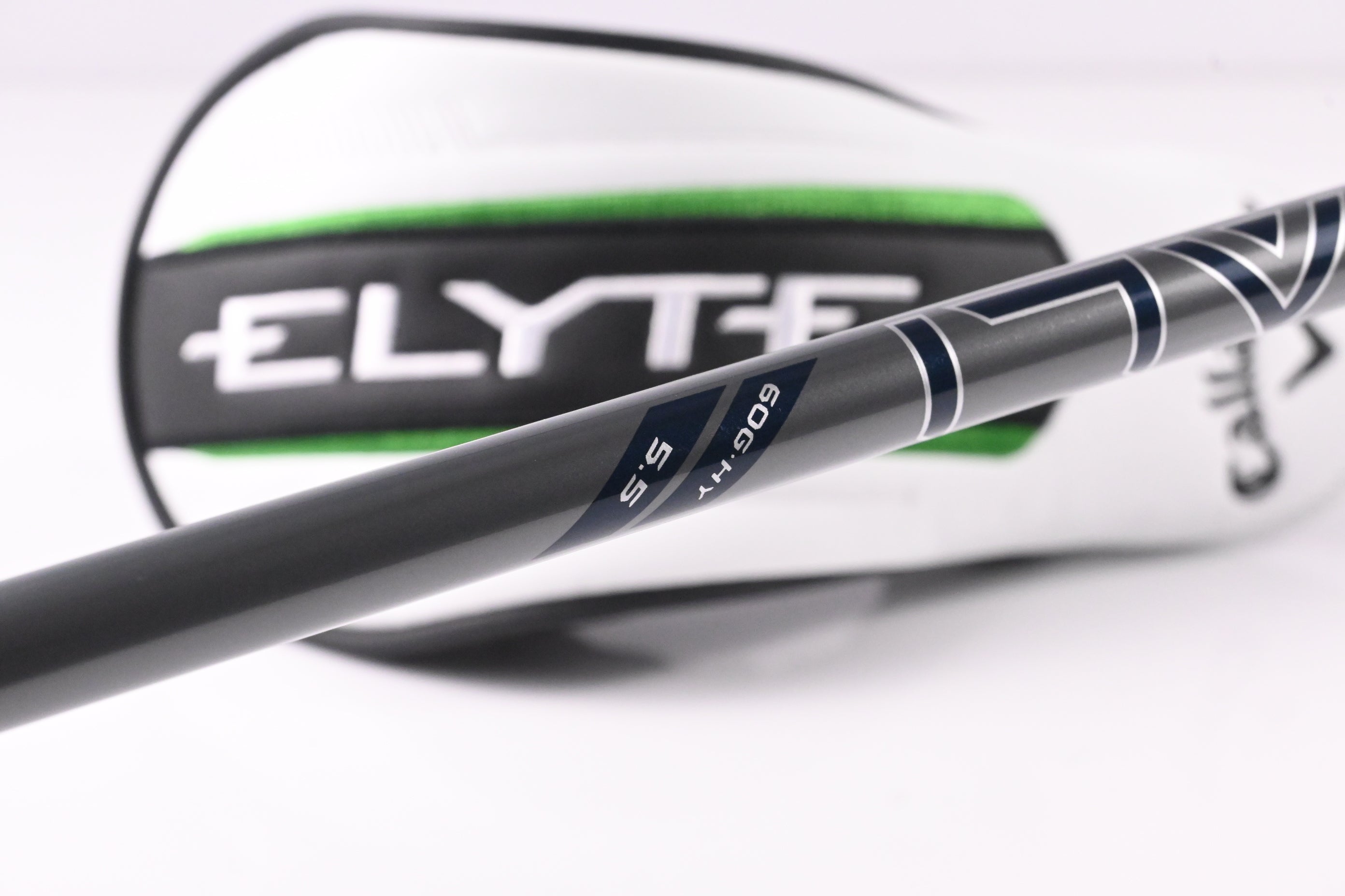 Callaway Elyte X #4 Hybrid / 21 Degree / Regular Flex Denali Charcoal 60 Shaft