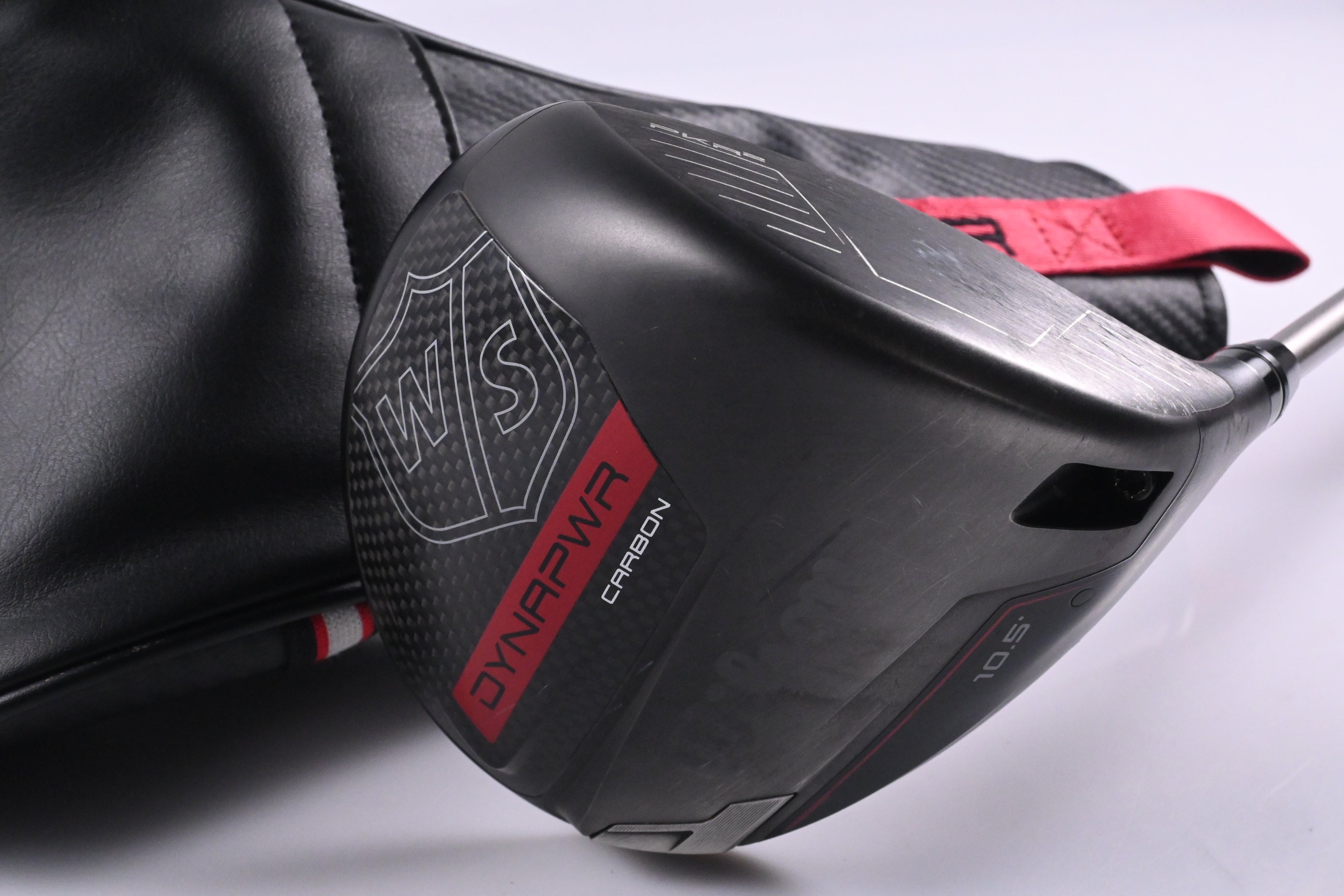 Wilson Dynapower Carbon 2023 Driver / 10.5 Degree / Senior Flex UST Helium NCT 4