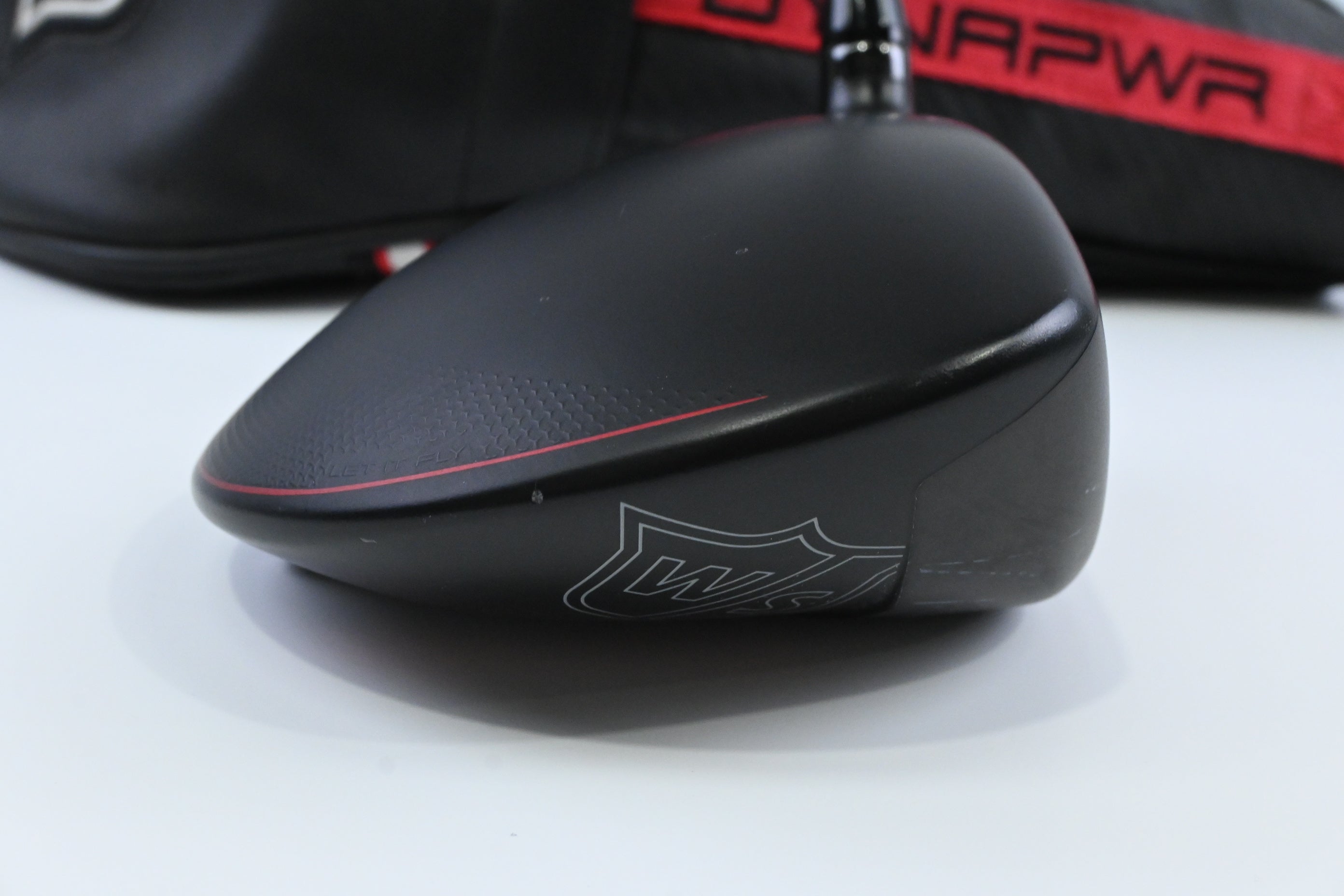 Wilson Dynapower Carbon 2023 Driver / 9 Degree / Stiff Flex HZRDUS Smoke Red RDX