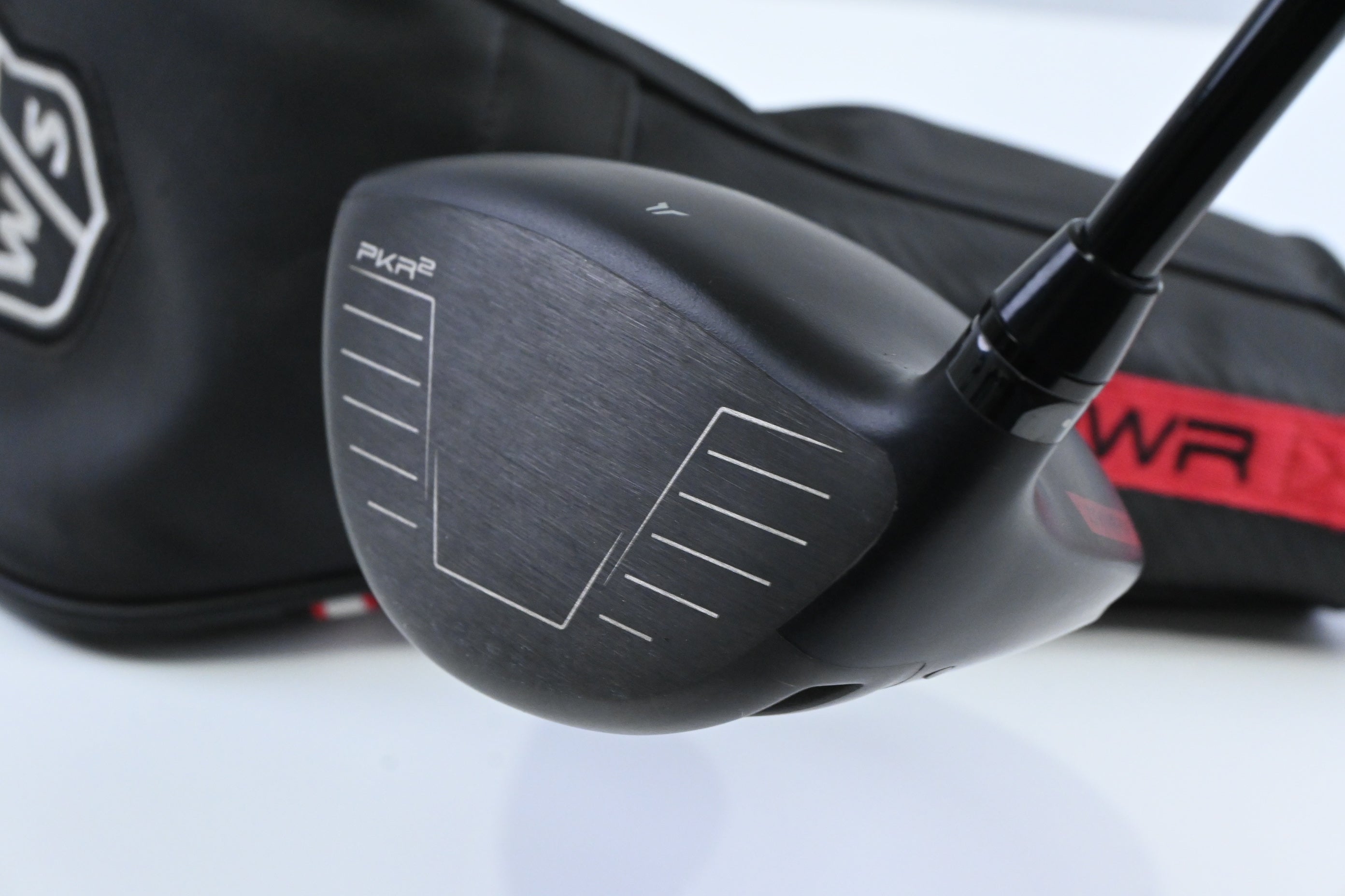 Wilson Dynapower Carbon 2023 Driver / 9 Degree / Stiff Flex HZRDUS Smoke Red RDX