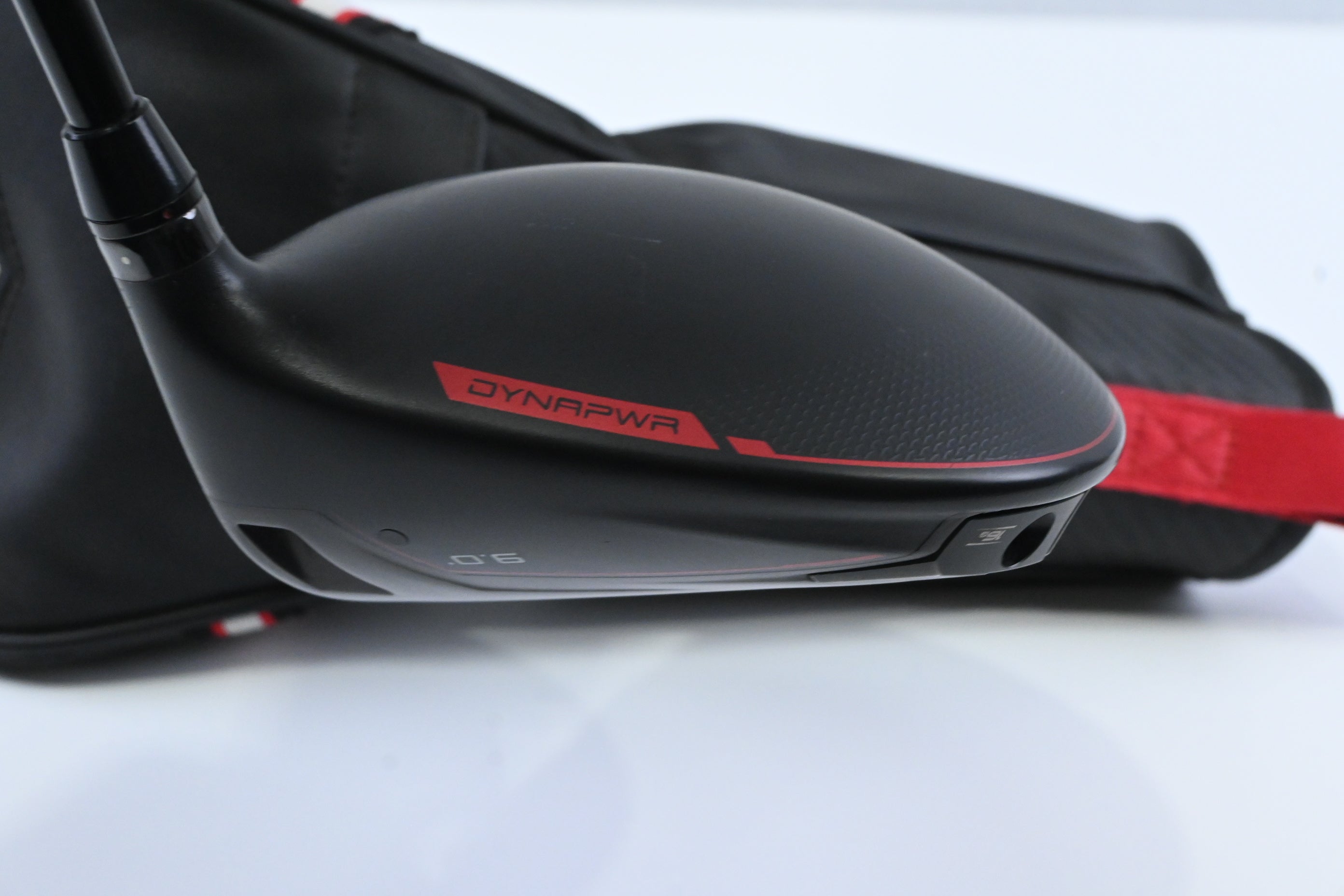 Wilson Dynapower Carbon 2023 Driver / 9 Degree / Stiff Flex HZRDUS Smoke Red RDX