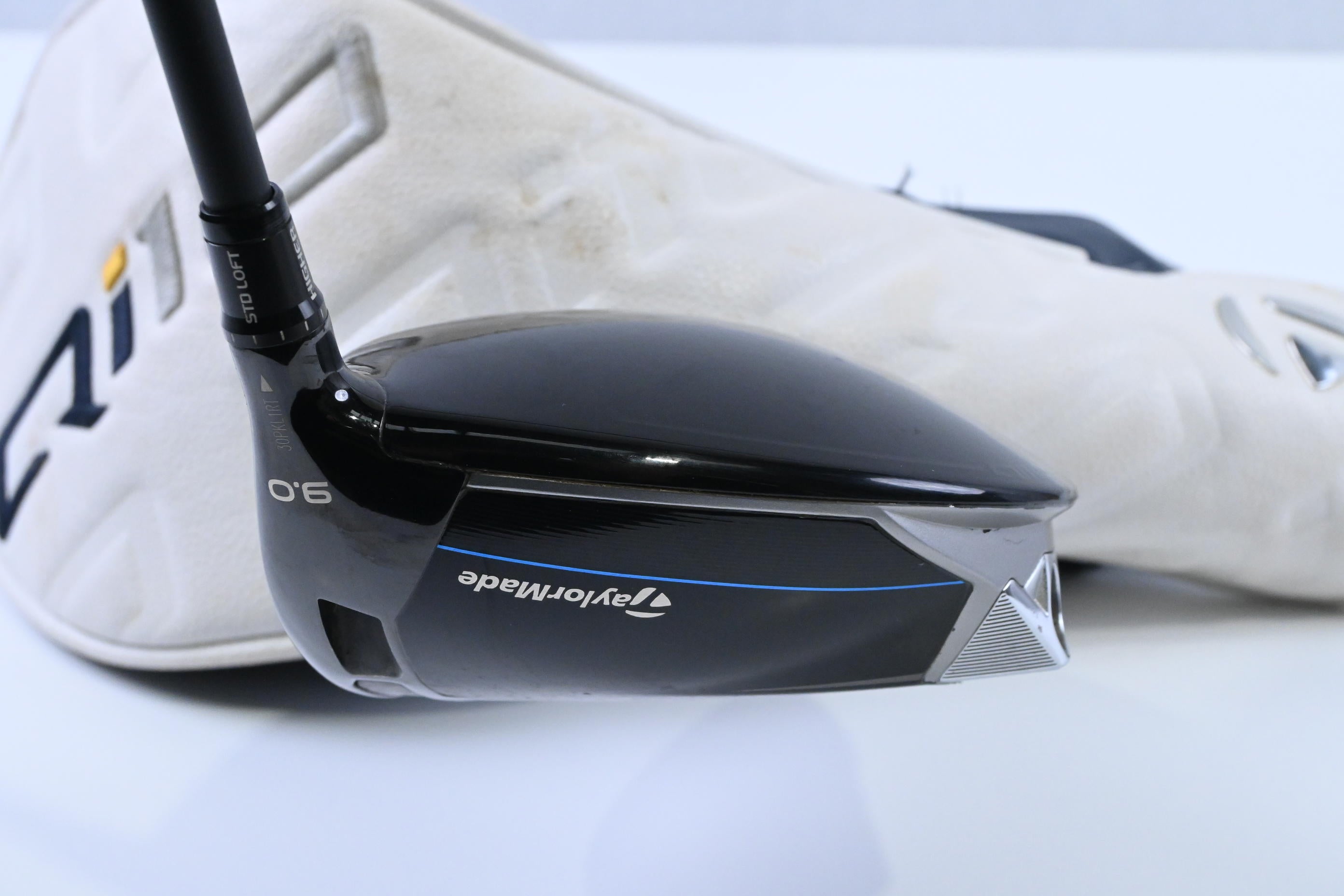 Taylormade Qi10 LS Driver / 9 Degree / Stiff Flex Tensei AV Limited Blue 65