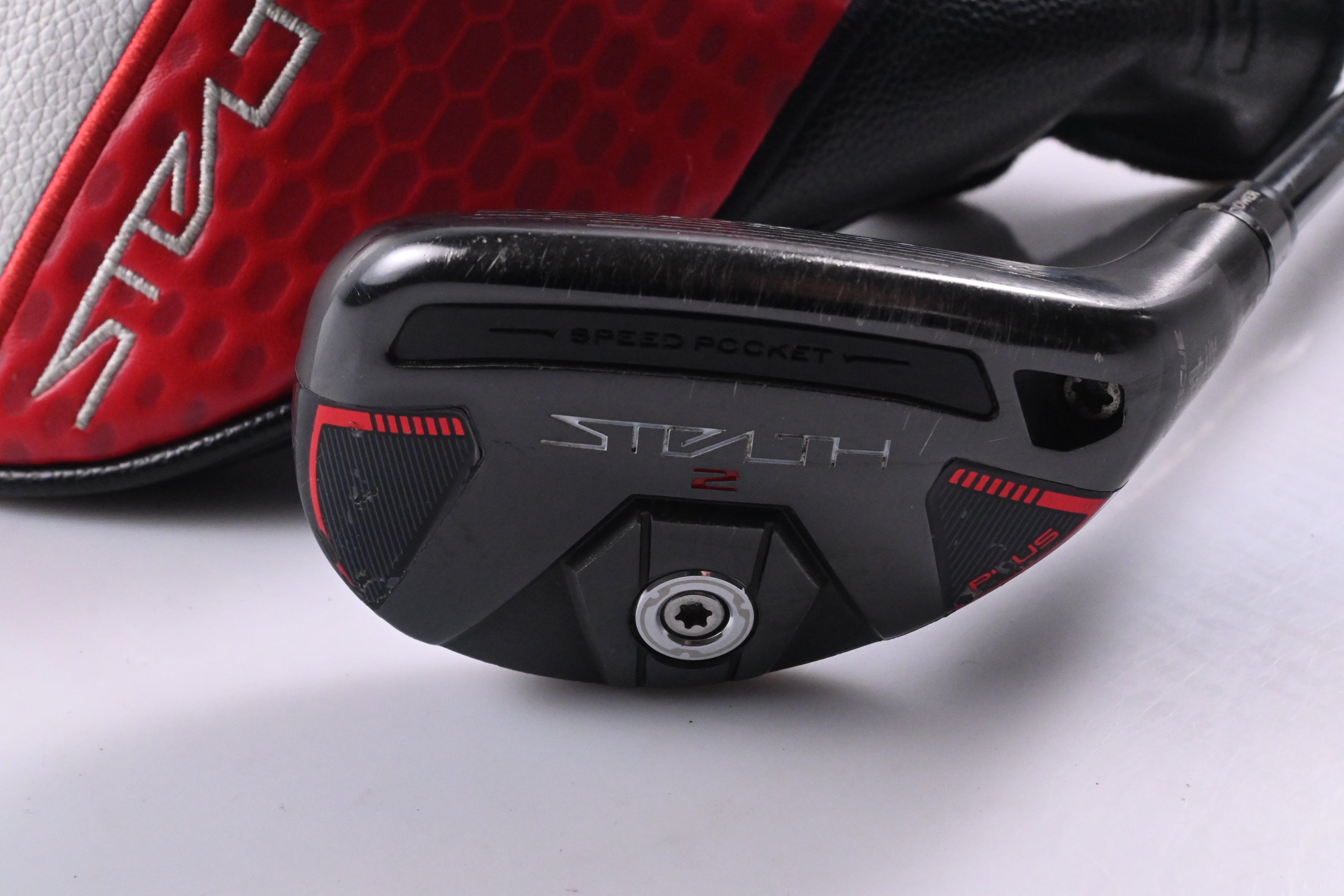 Taylormade Stealth 2 Plus #4 Hybrid / 22 Degree / Regular Flex Kai`li Red 75 Shaft