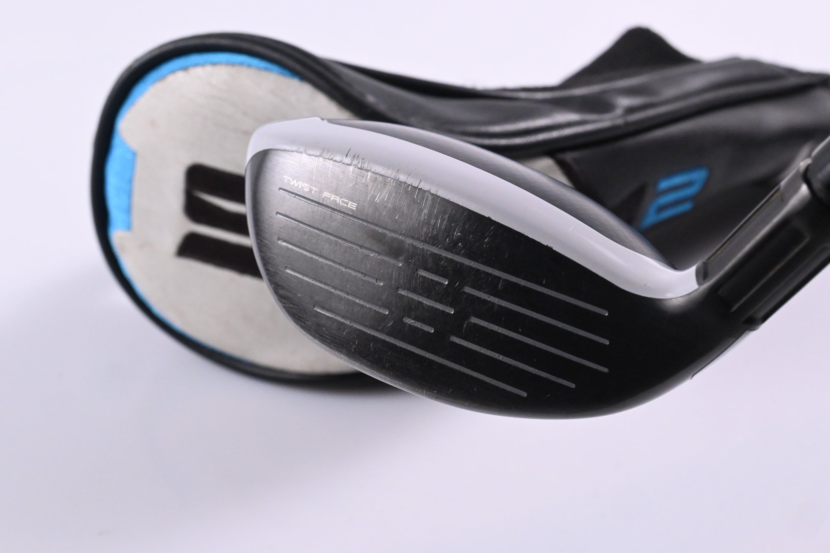 Taylormade SIM2 Max #3 Hybrid / 19 Degree / Stiff Flex Ventus Blue 7 Shaft