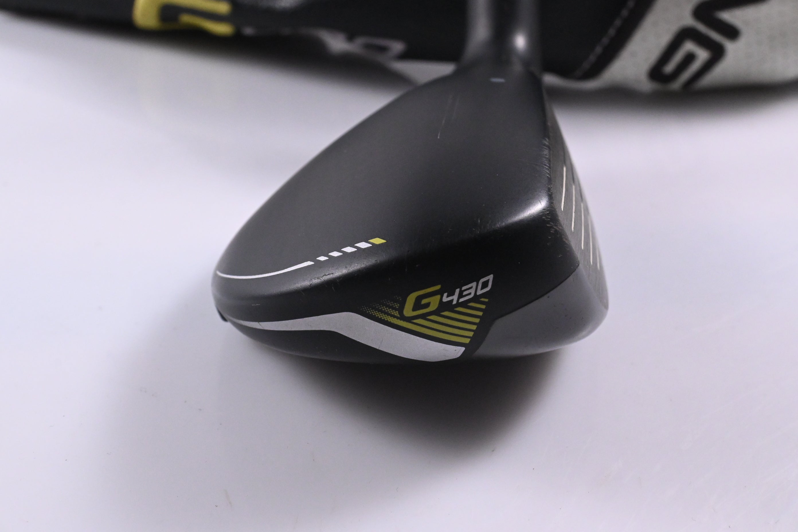 Ping G430 #4 Hybrid / 22 Degree / Regular Flex Ping Alta CB Black 70 Shaft