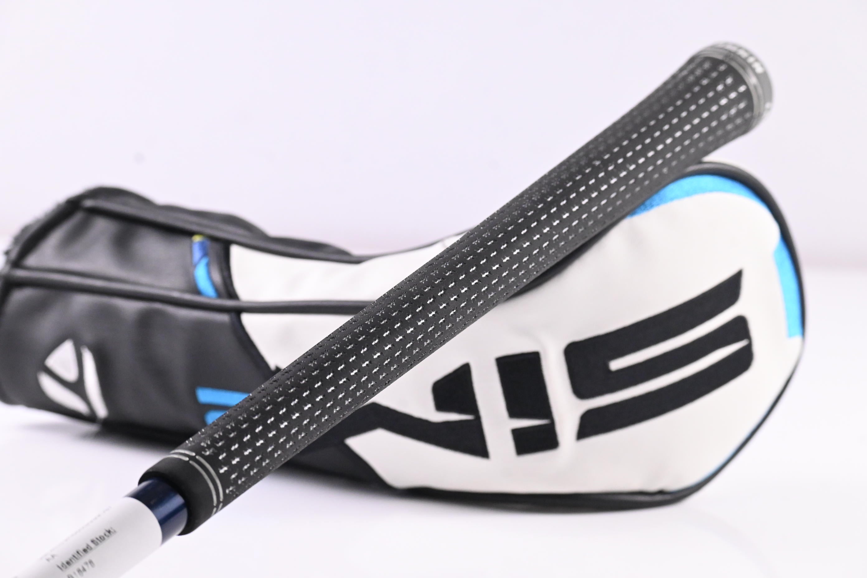 Taylormade SIM2 Max D #5 Wood / 18 Degree / Regular Flex Fujikura Ventus Blue 5