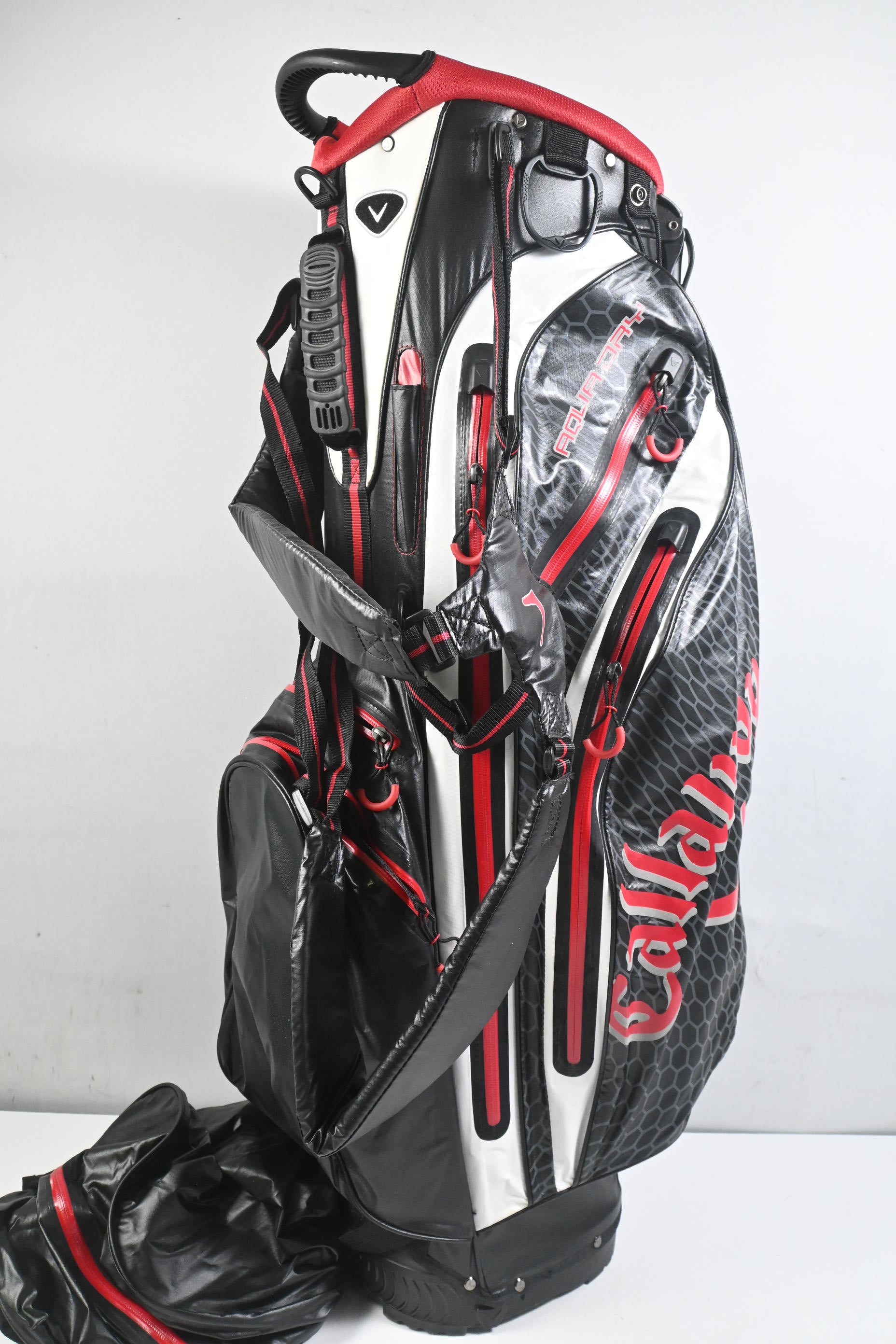 Callaway Aqua Dry Stand Bag / 4-Way Divider / Black, Red & White