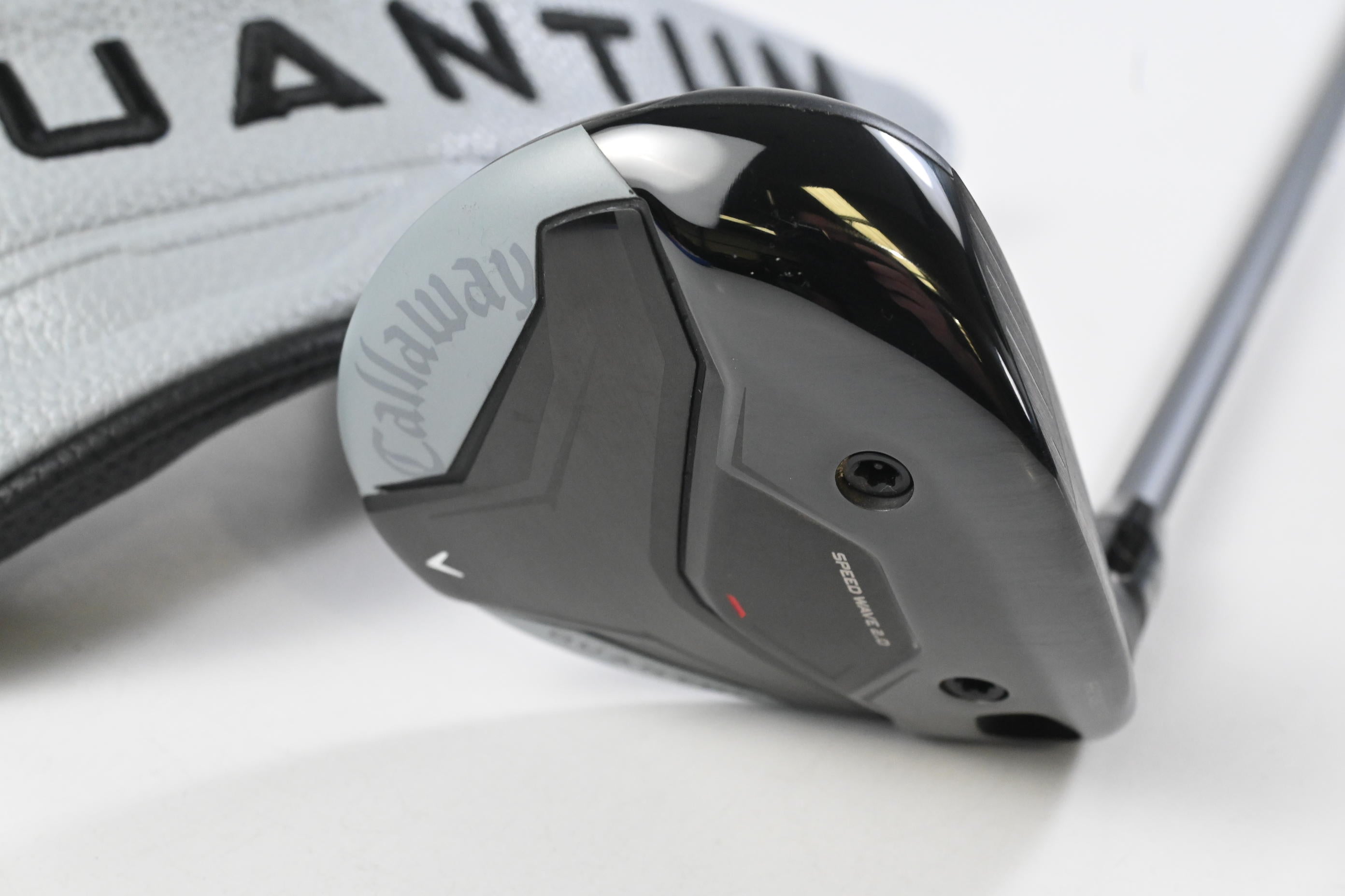Callaway Quantum Max #5 Wood / 18 Degree / Regular Flex Denali Frost White 60
