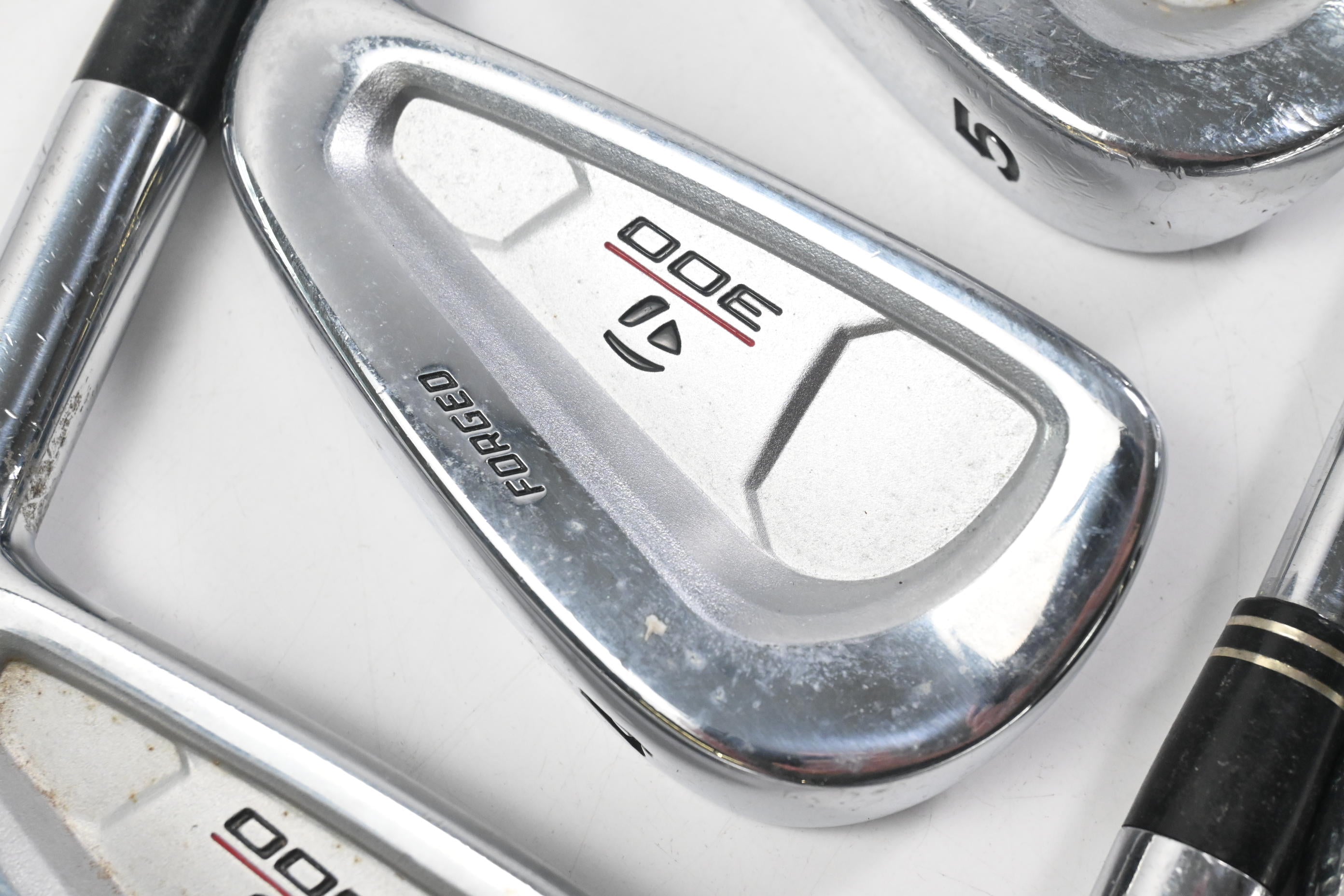 Taylormade 300 Forged Irons / 3-PW / Regular Flex FCM Rifle Shafts