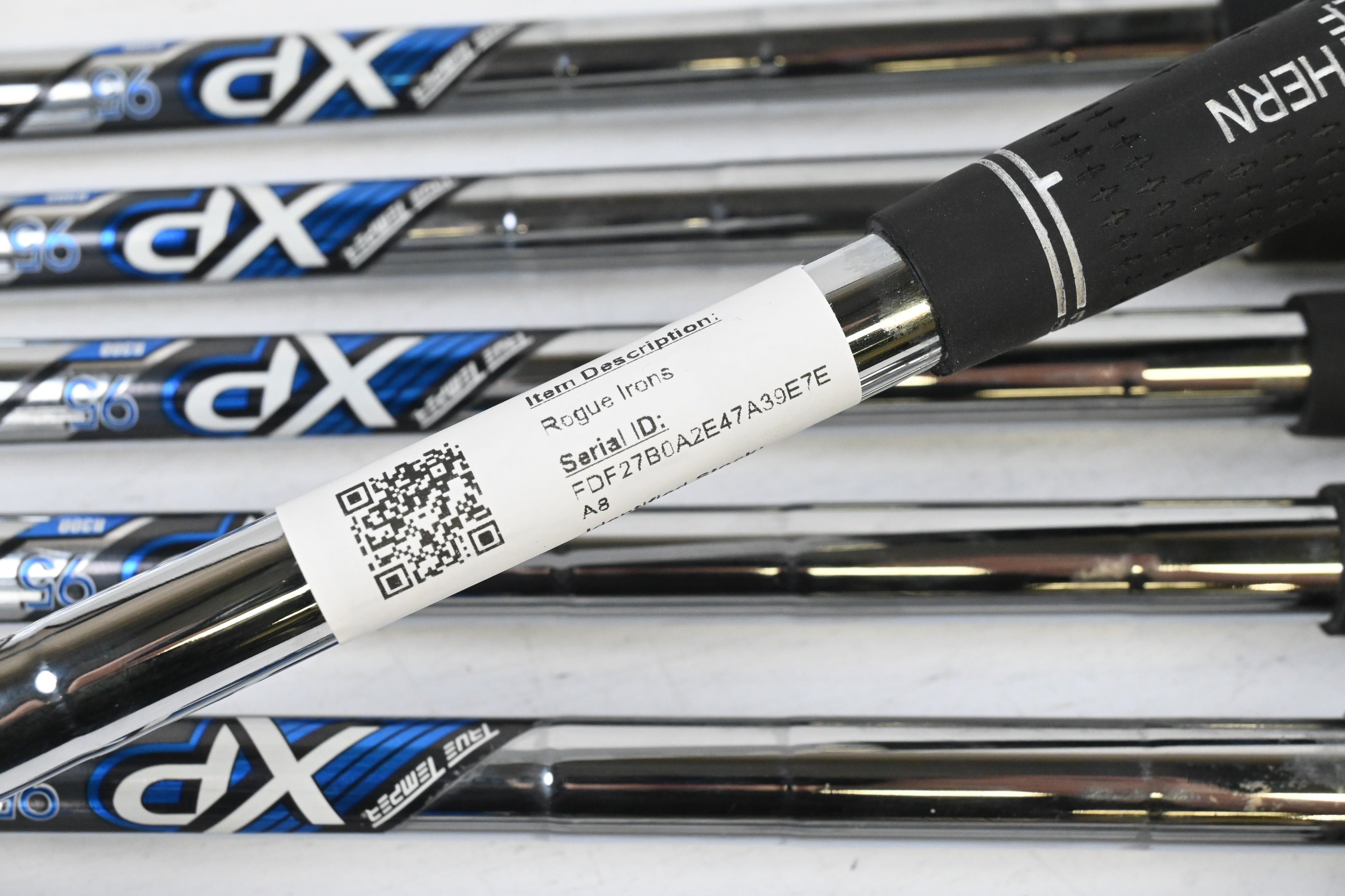 Callaway Rogue Irons / 5-PW+SW / Regular Flex XP 95 R300 Shafts