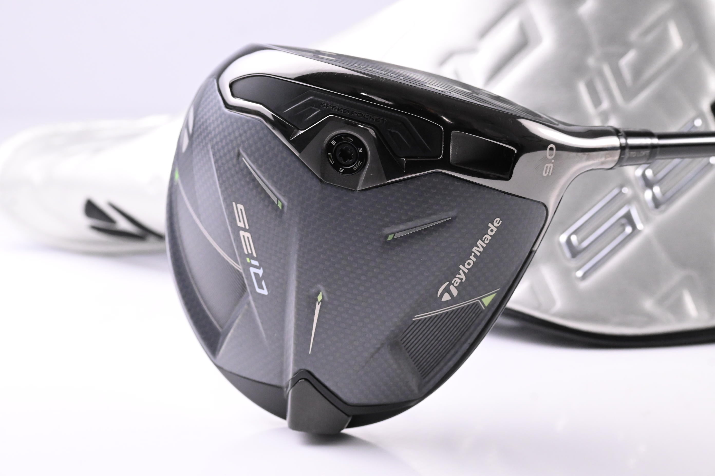 Taylormade Qi35 Driver / 9 Degree / Regular Flex Fujikura Ventus TR Red 5 Shaft
