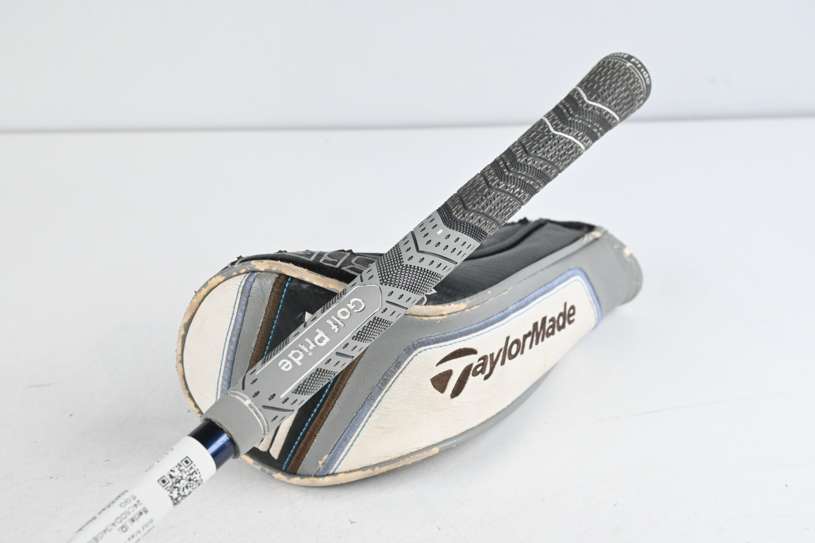 Taylormade SIM Max #5 Wood / 18 Degree / Regular Flex Ventus Blue 5 Shaft