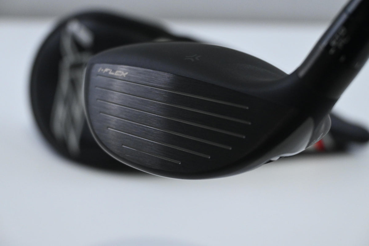 Srixon ZXi #5 Wood / 18 Degree / Regular Flex Ventus TR Blue 6