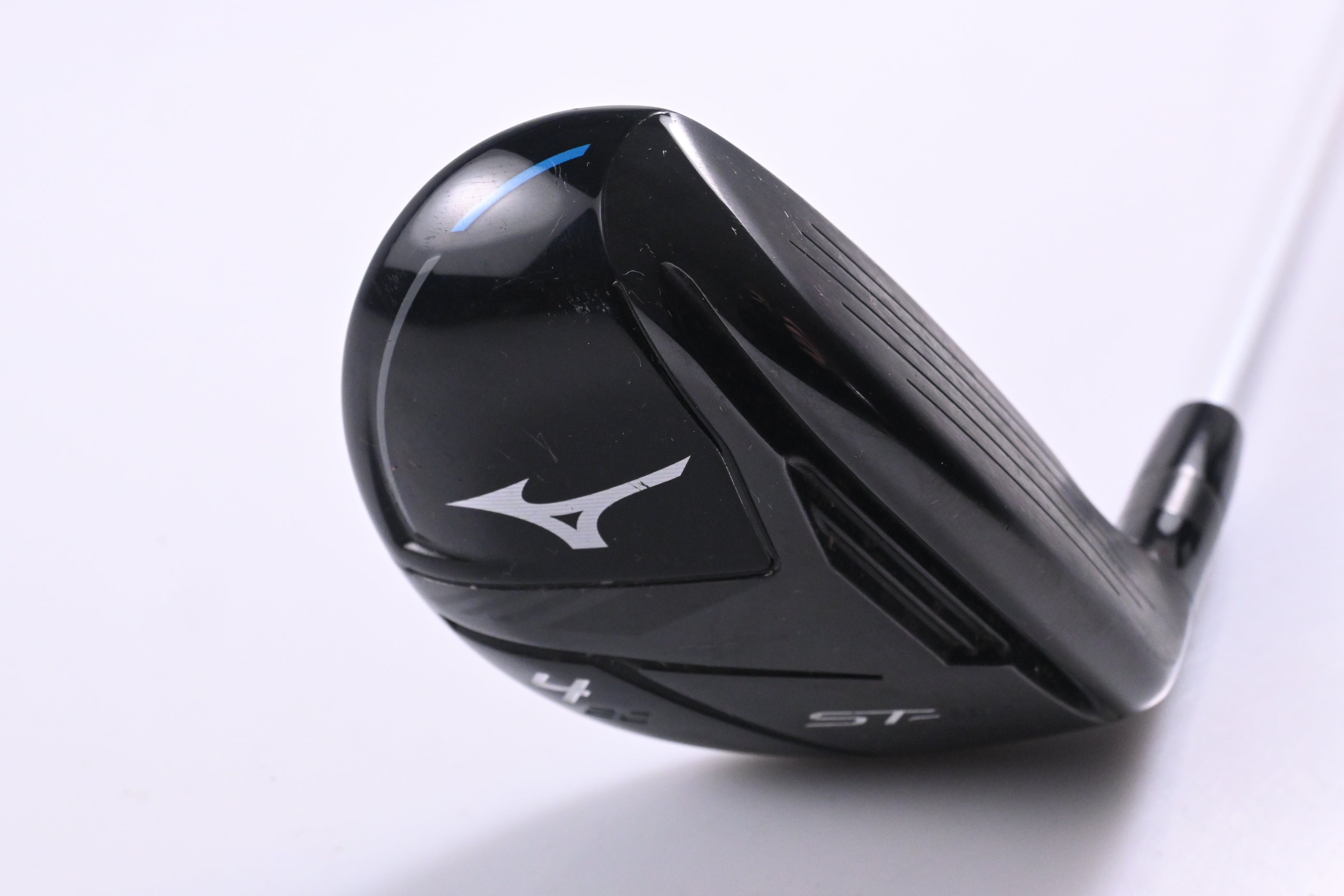 Mizuno ST-X 220 #4 Hybrid / 20 Degree / Regular Flex Aldila Ascent 50 Shaft