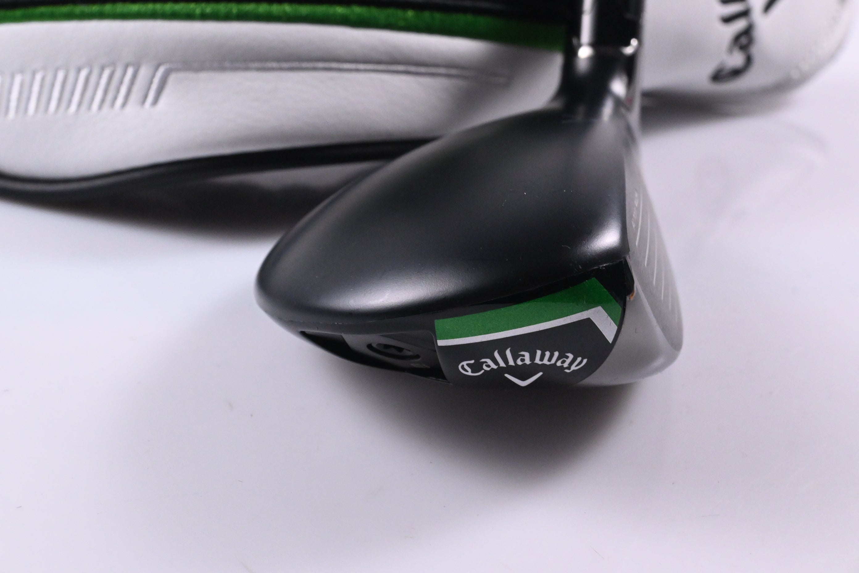 Callaway Elyte #4 Hybrid / 22 Degree / Regular Flex Denali Charcoal 60 Shaft