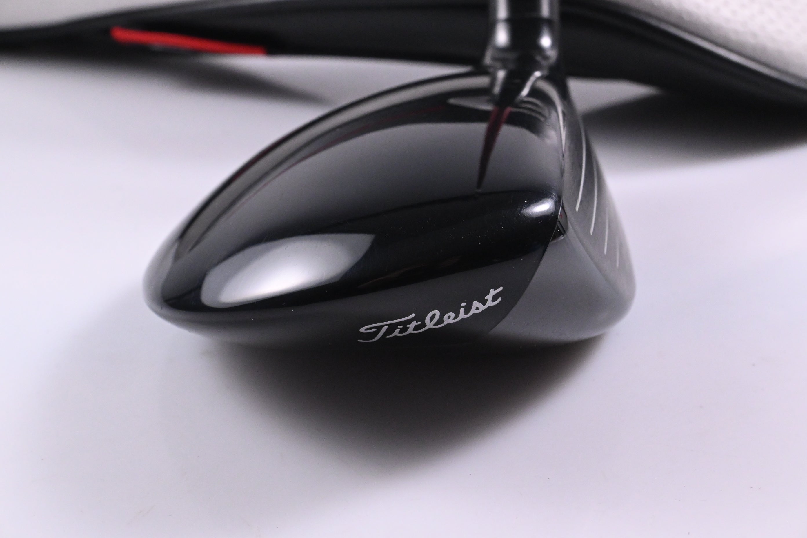 Titleist GT2 #7 Wood / 21 Degree / Regular Flex Project X Denali Red 60 Shaft