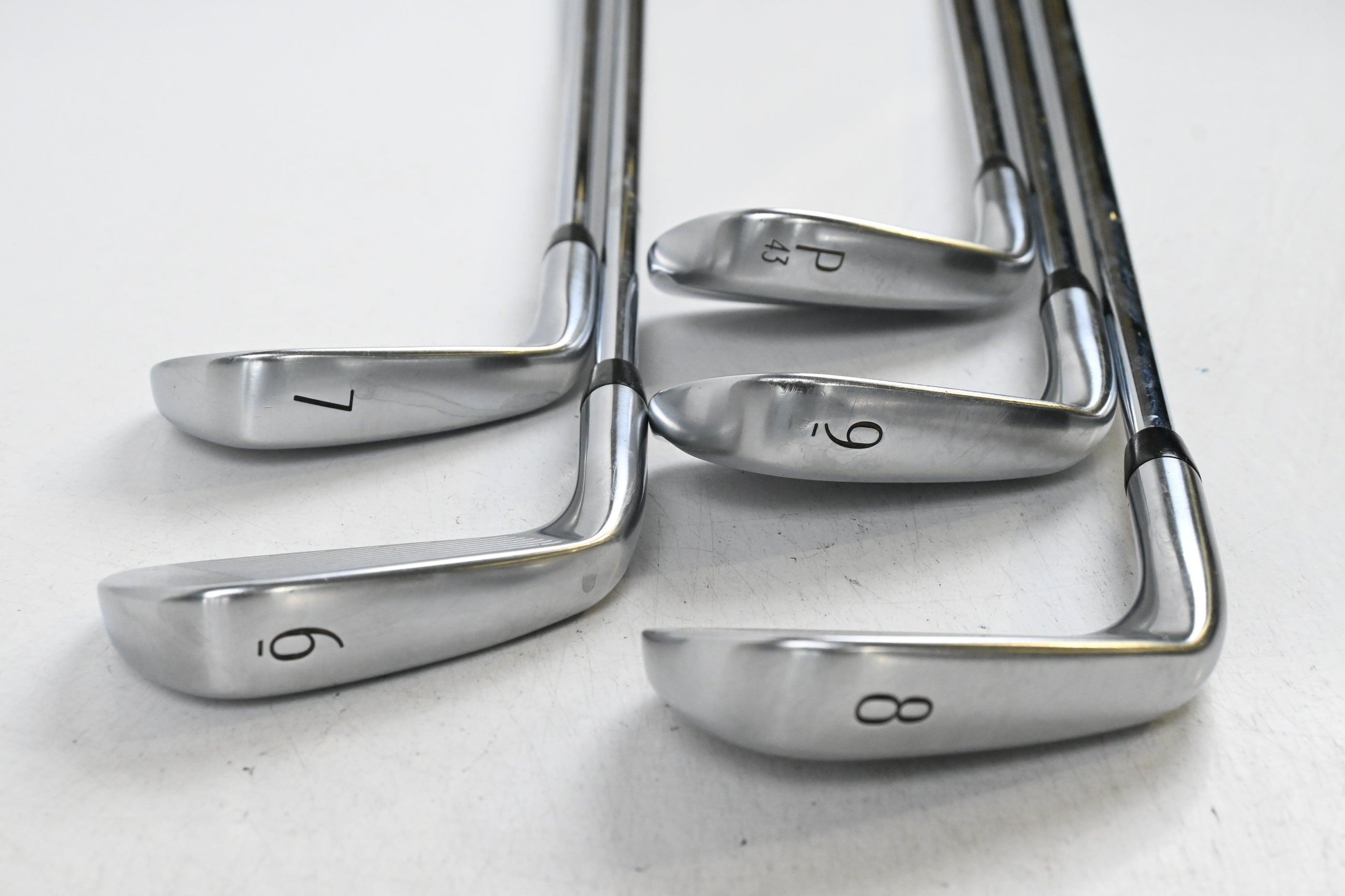 Titleist T250 2025 Irons / 6-PW / Stiff Flex Project X Precision Shafts