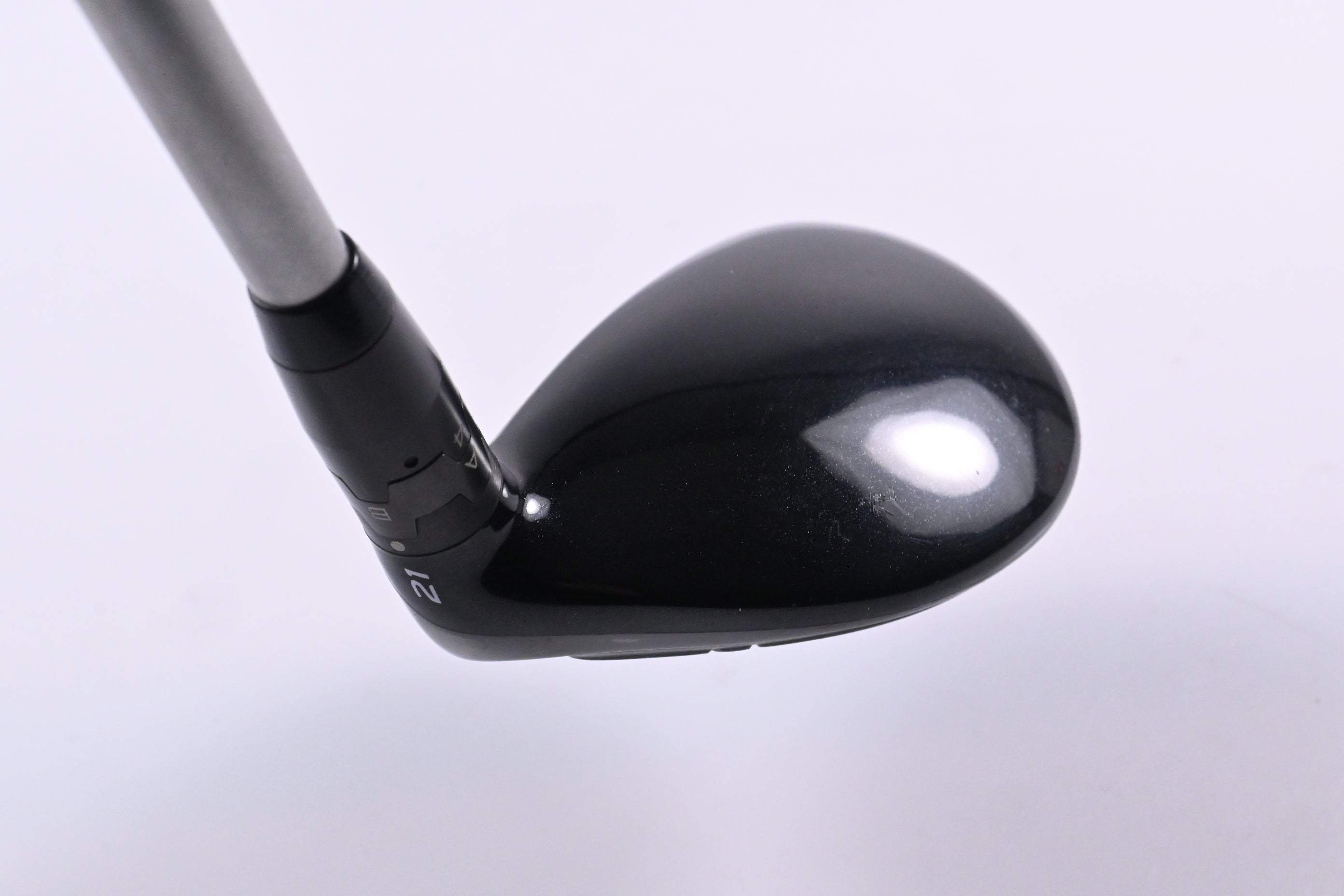 Titleist 915H #3 Hybrid / 21 Degree / Stiff Flex Diamana S+ 70 Shaft