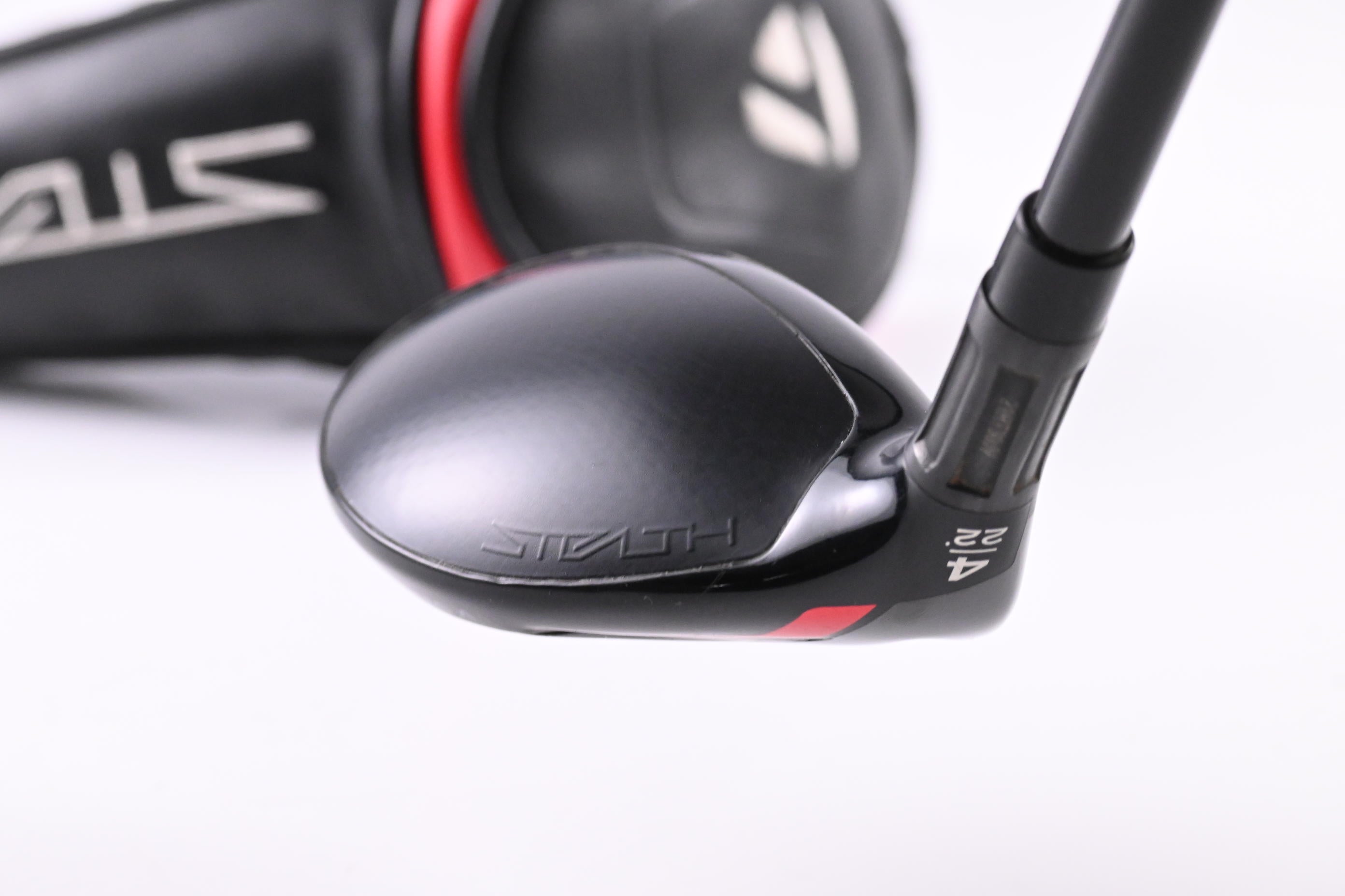 Taylormade Stealth #4 Hybrid / 22 Degree / Regular Flex Ventus Red 6 Shaft