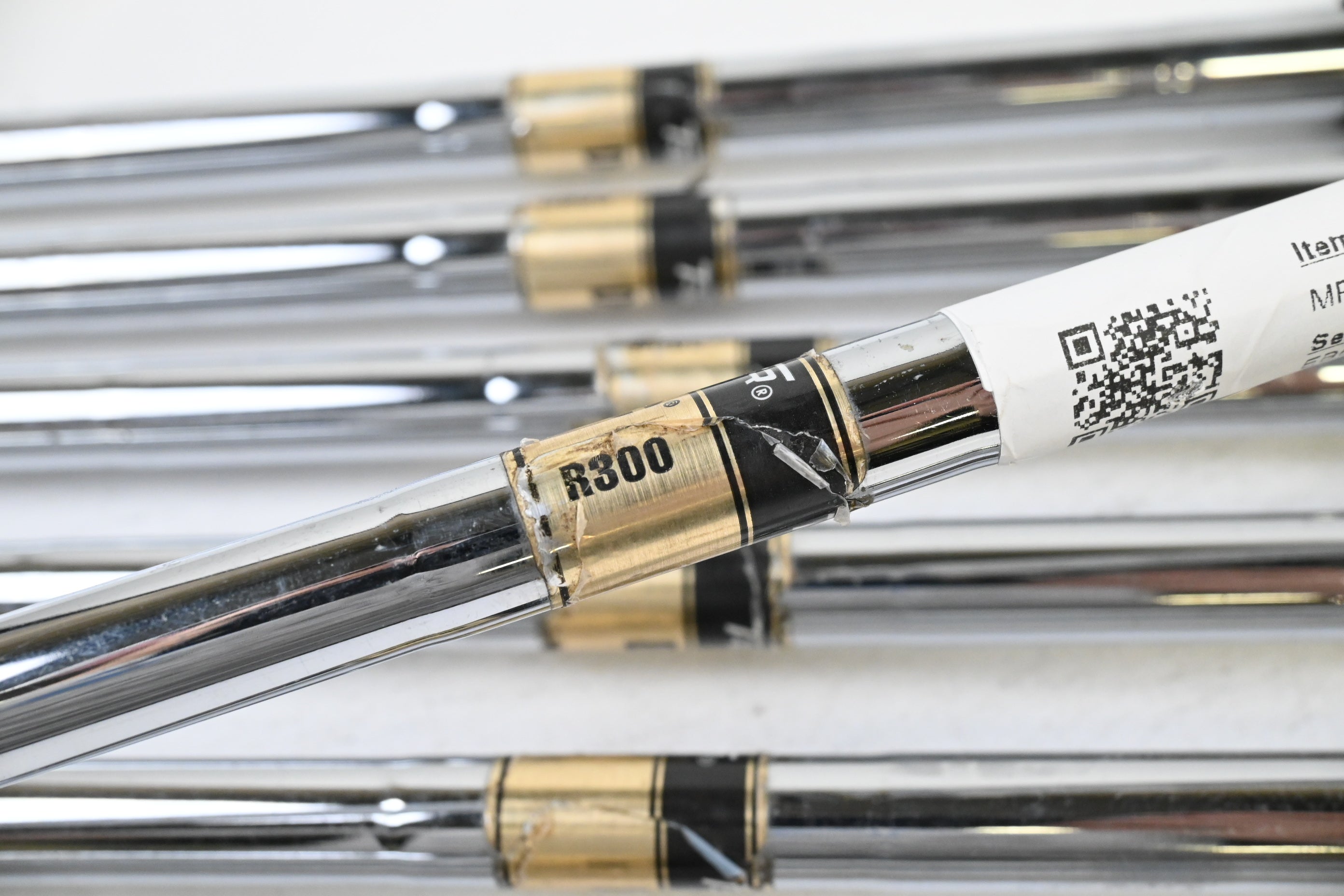 Mizuno MP-54 Irons / 4-PW / Regular Flex Dynamic Gold R300 Shafts