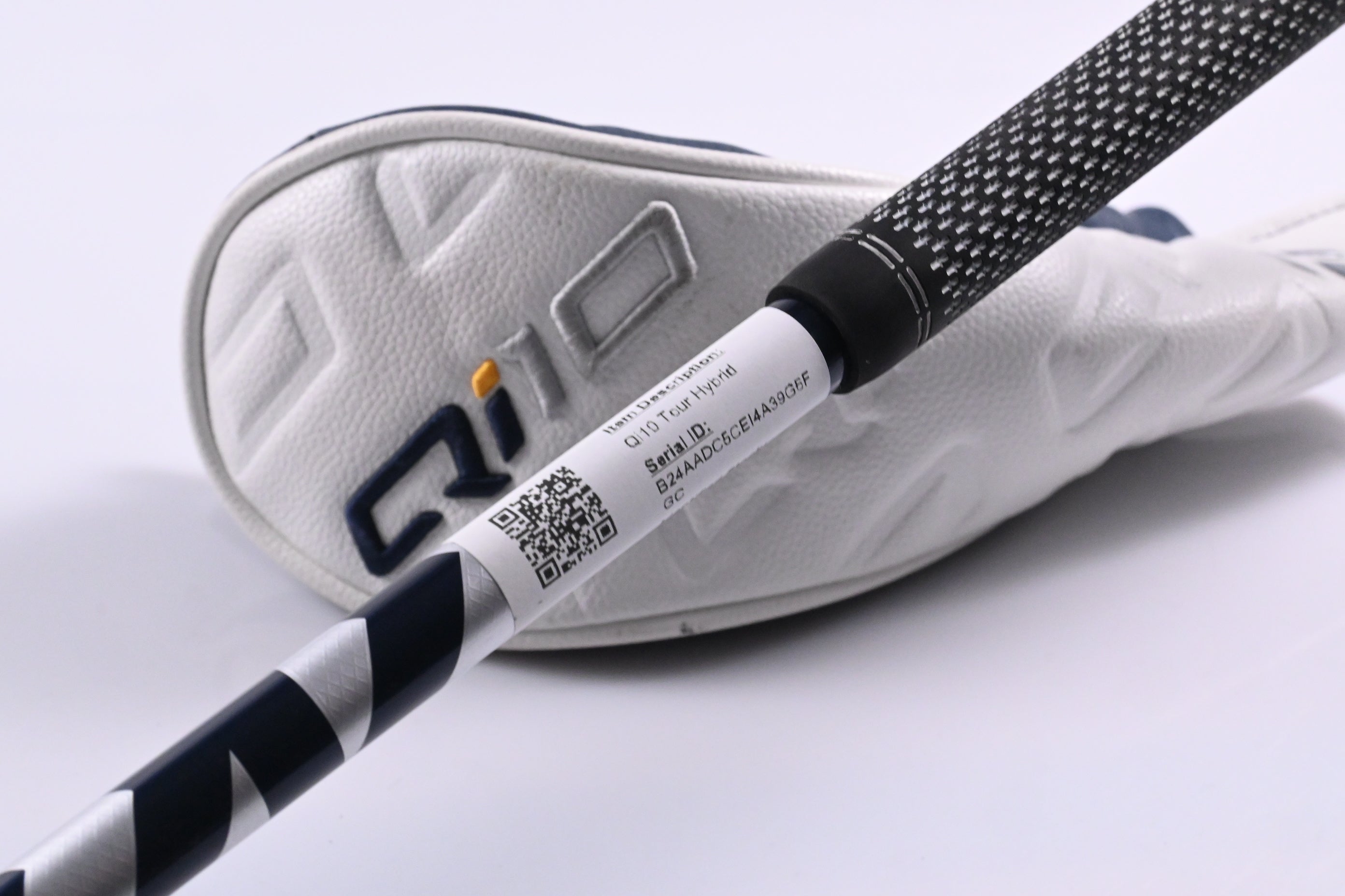 Taylormade Qi10 Tour #3 Hybrid / 19.5 Degree / Stiff Flex Ventus Velocore Blue 8