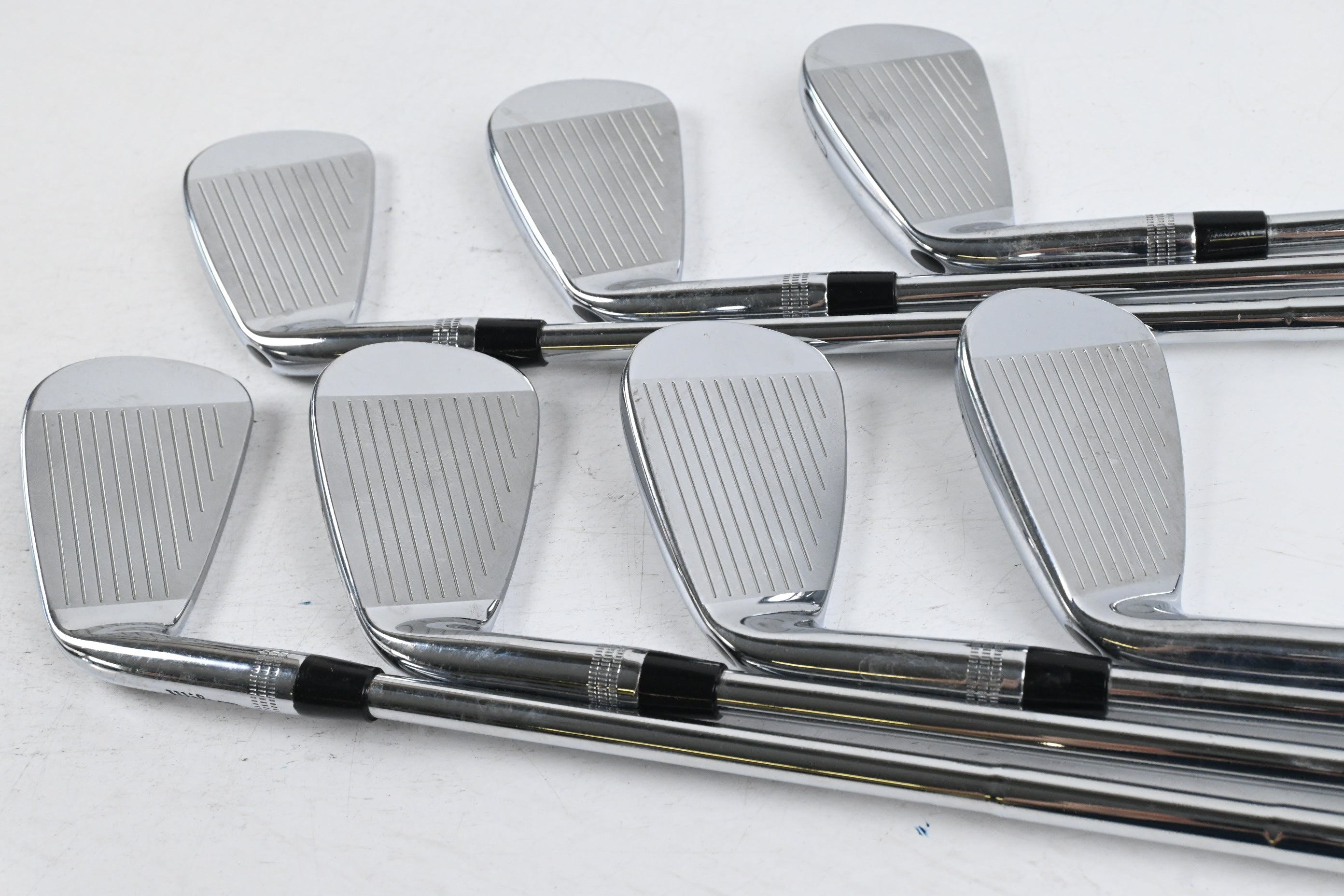 Wilson Staff Model 2024 CB Irons / 4-PW / Stiff Flex Dynamic Gold Mid 115 S300