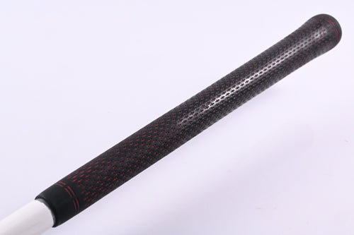 Titleist 915H #3 Hybrid / 21 Degree / Stiff Flex Diamana S+ 70 Shaft