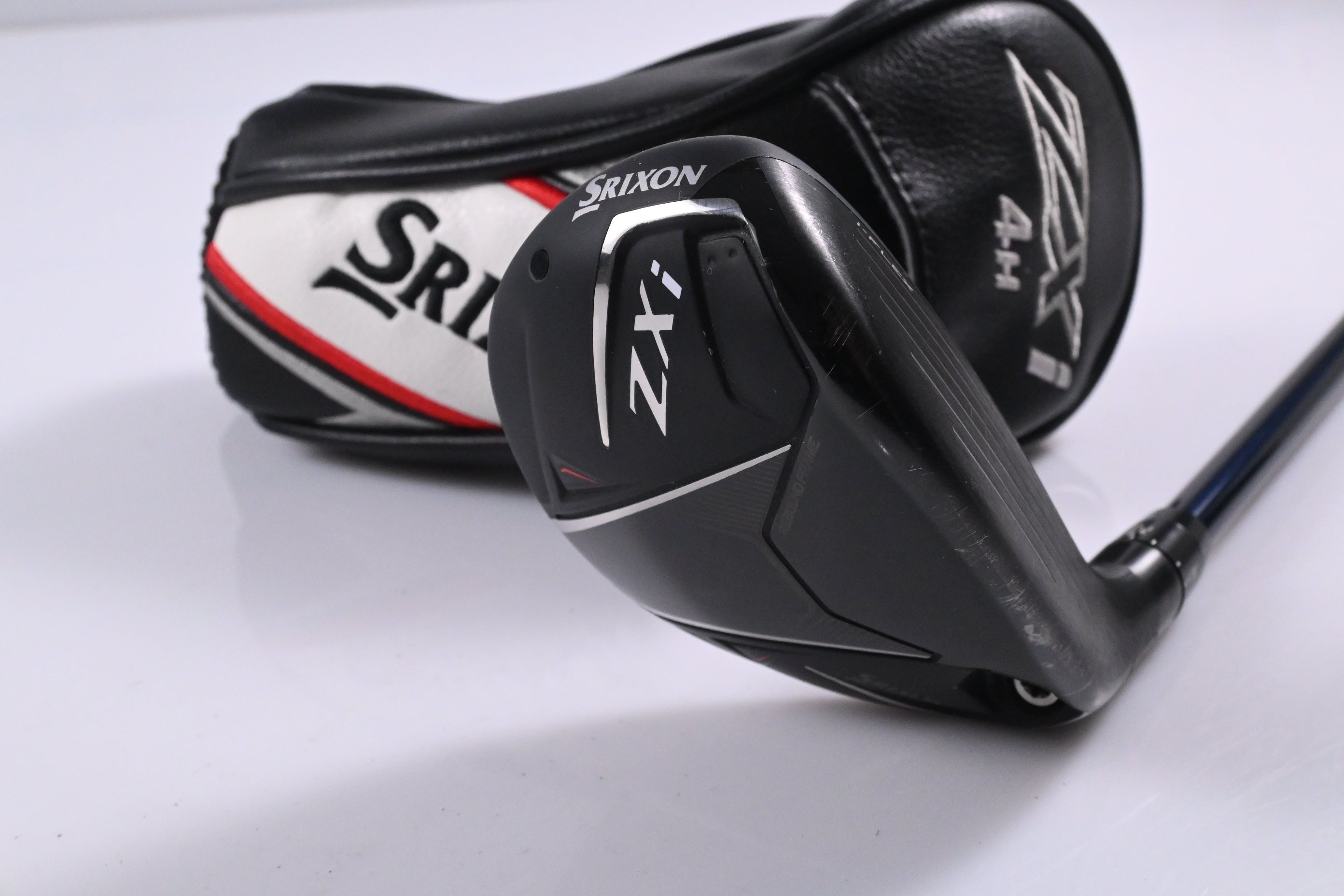 Srixon ZXi #4 Hybrid / 22 Degree / Regular Flex Ventus TR Blue 7 Shaft