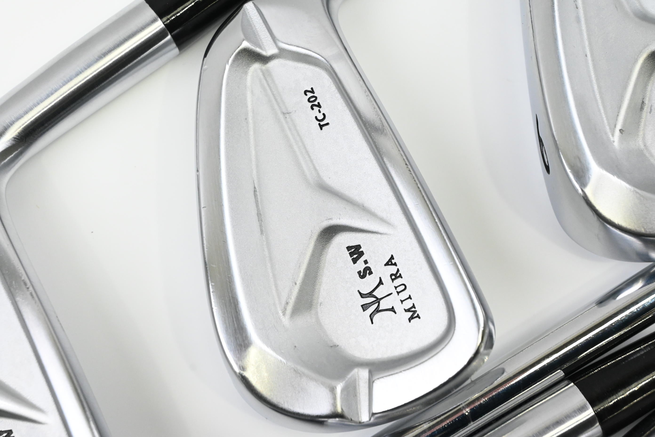 Miura TC-202 Irons / 4-PW / Stiff Flex Steel Shafts