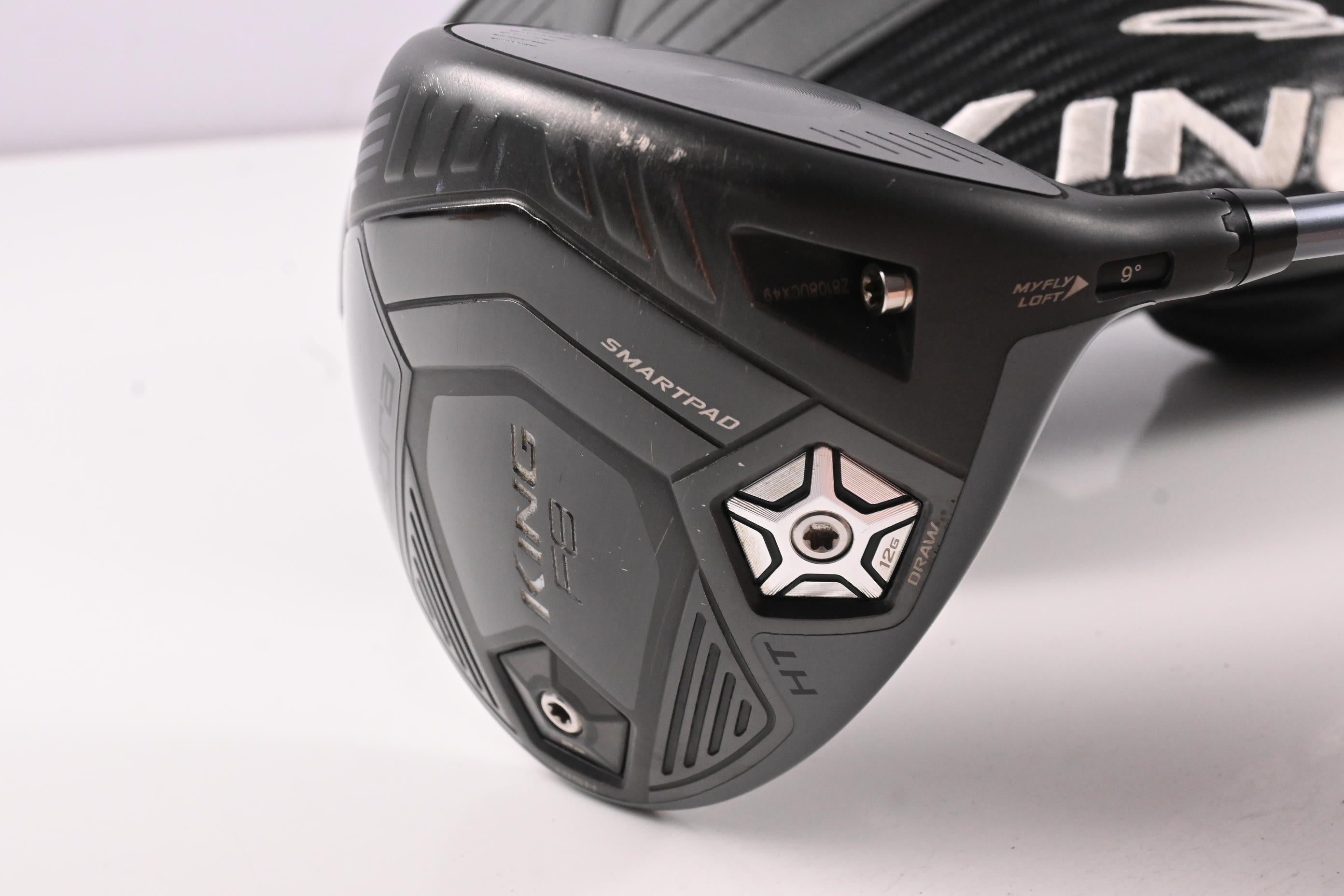 Cobra King F8 Driver / 9 Degree / X-Flex Matrix Ozik Black Tie M4 65 Shaft